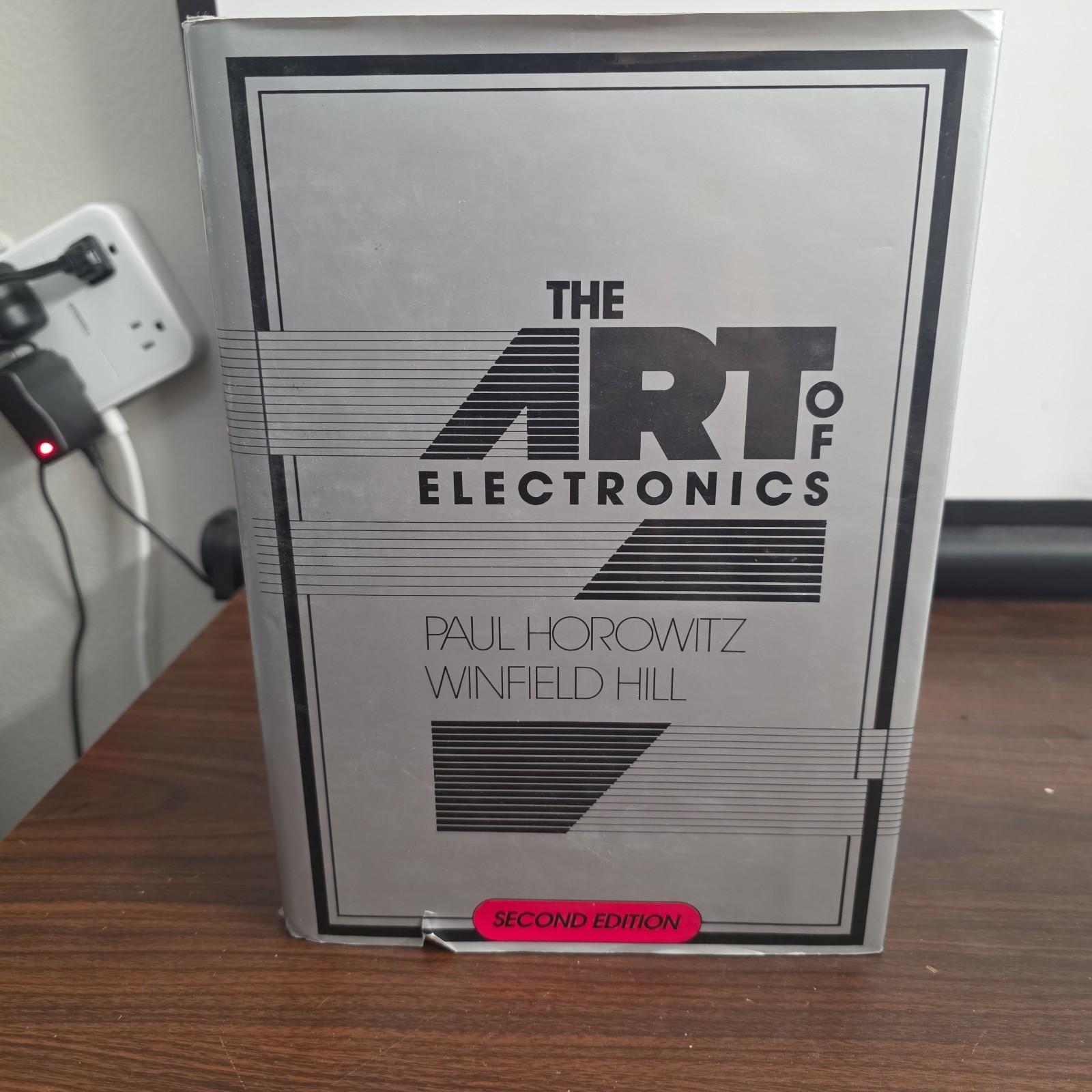Art of Electronics by Paul Horowitz and Winfield Hill (1989, Hardcover)