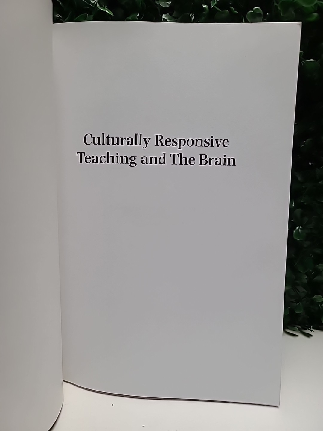 Culturally Responsive Teaching & the Brain: Promoting Authentic Engag…Pre-Owned