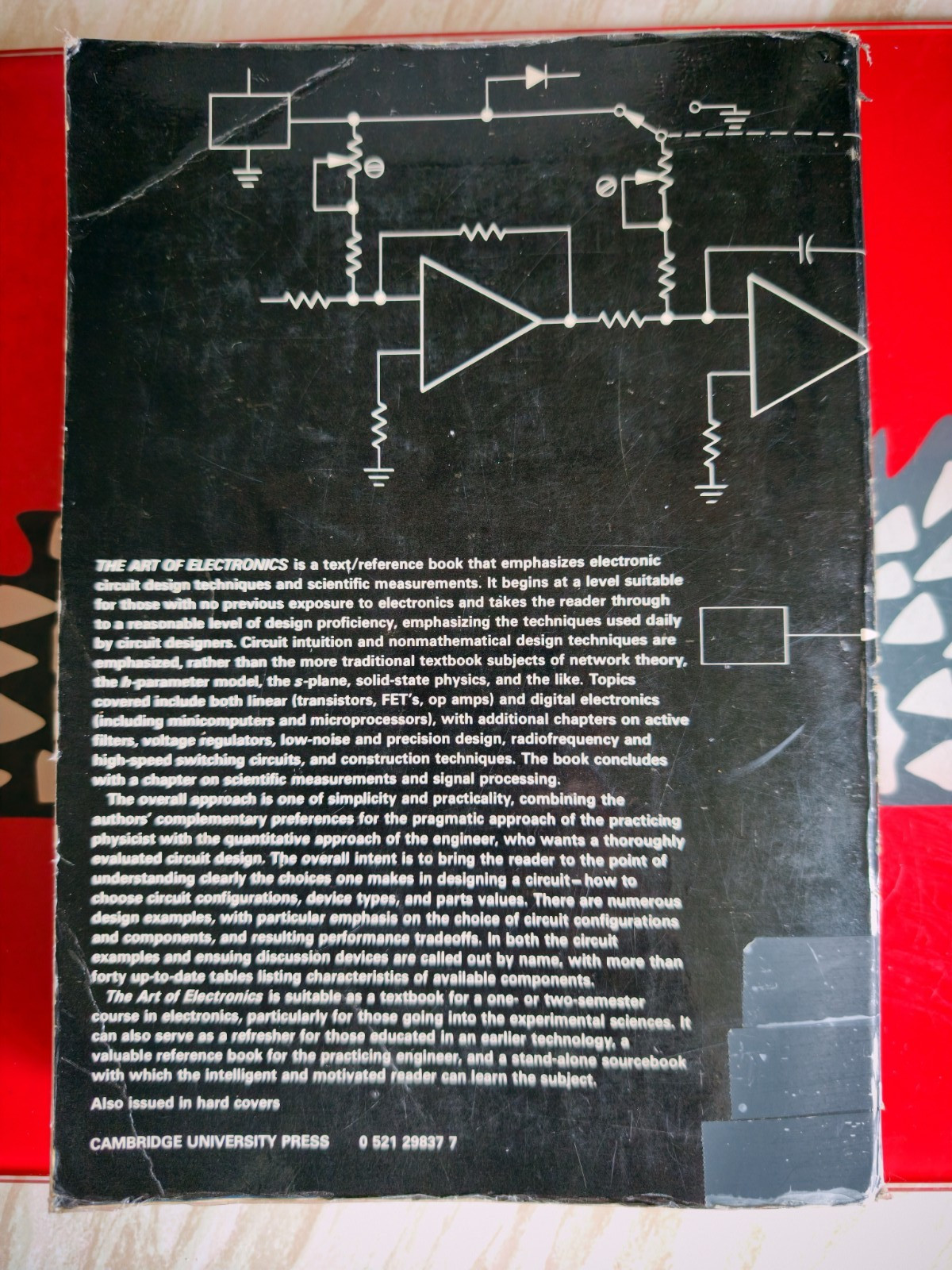 Horowitz and Hill: The Art of Electronics