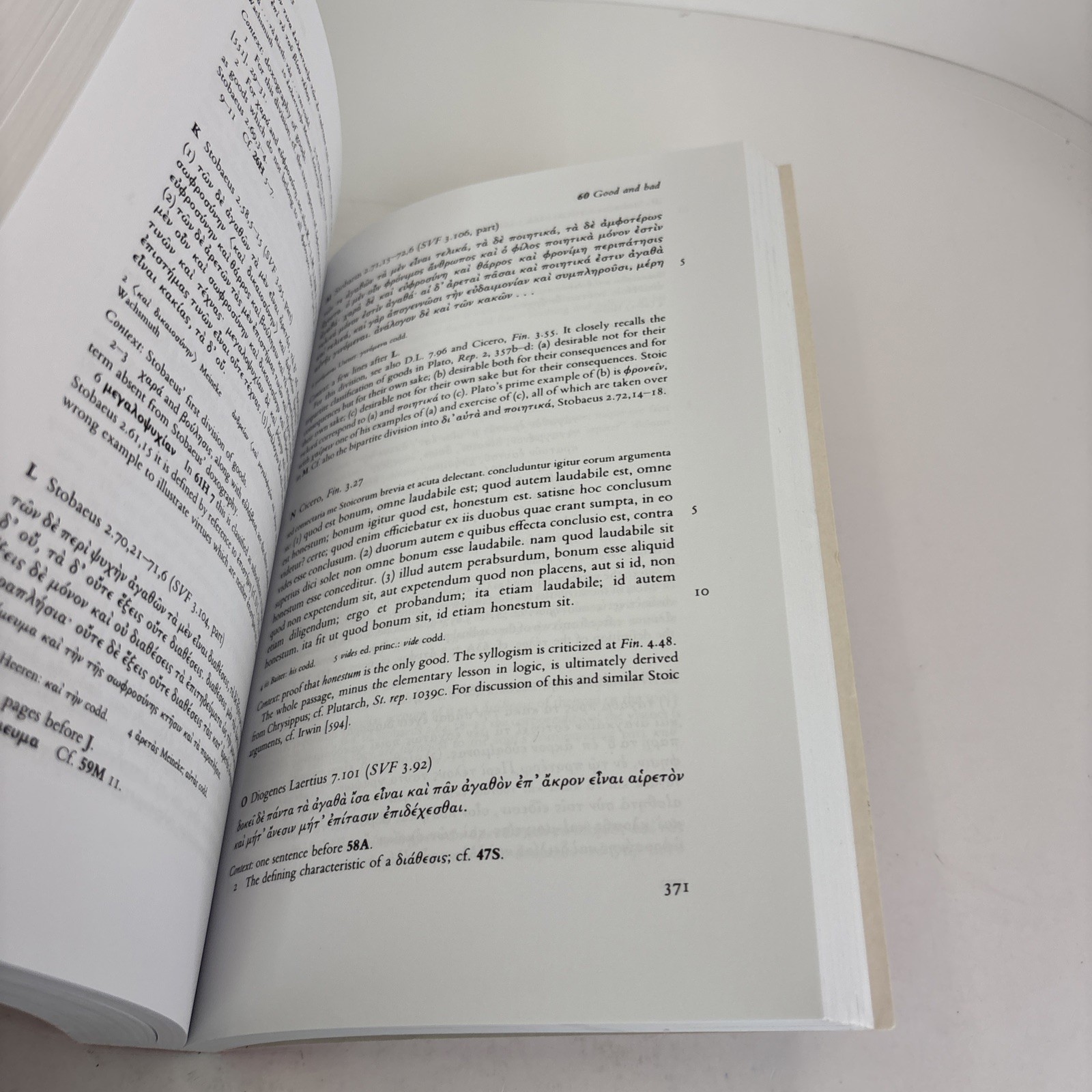 The Hellenistic Philosophers 2 Volumes (Translations, Latin, Greek) CAMBRIDGE