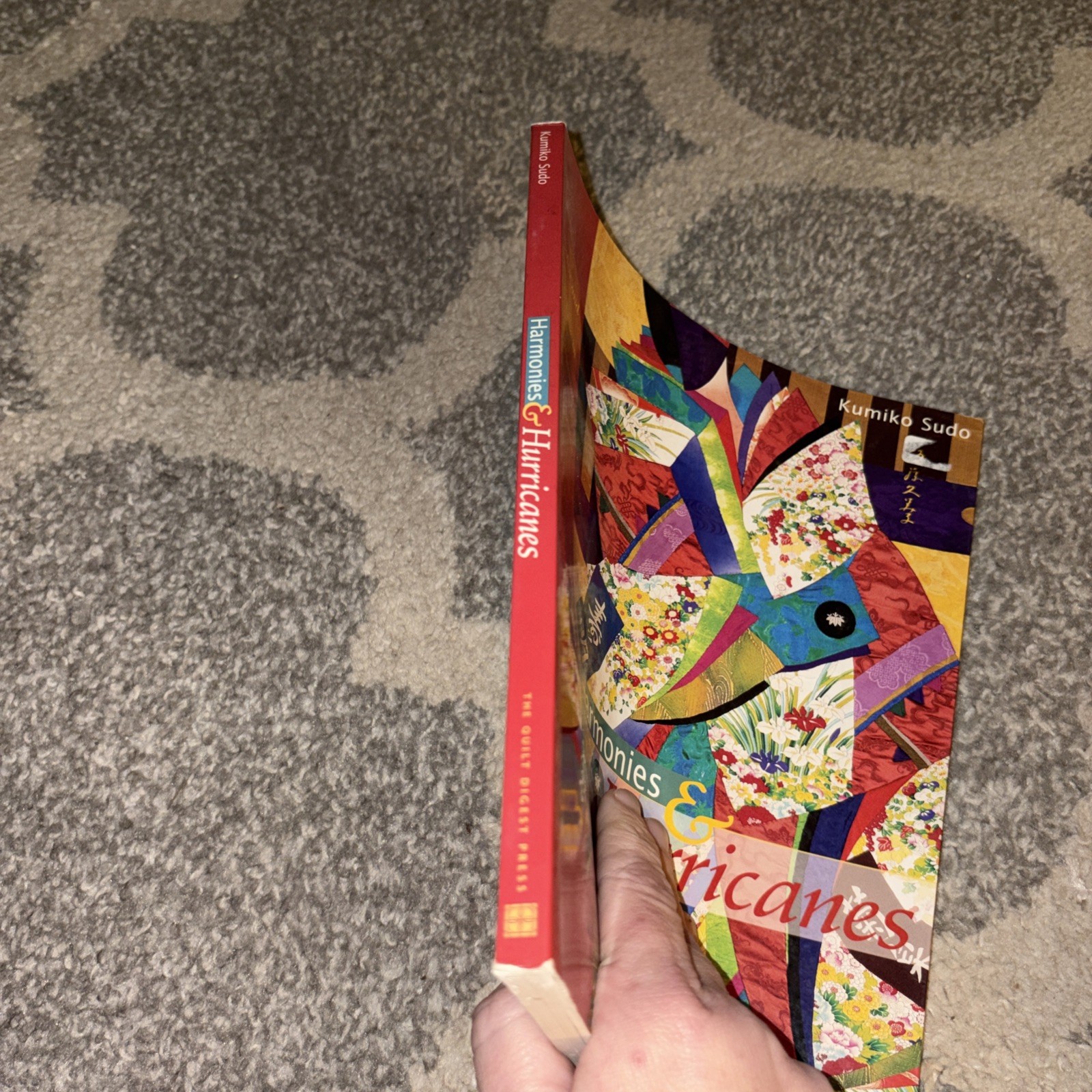 Harmonies and Hurricanes : Color and Line in Japanese Quilts Pattern Book
