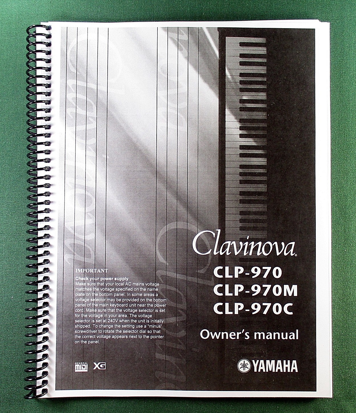 Yamaha CLP-970 Instruction Manual: 114 Pages & Protective Covers!