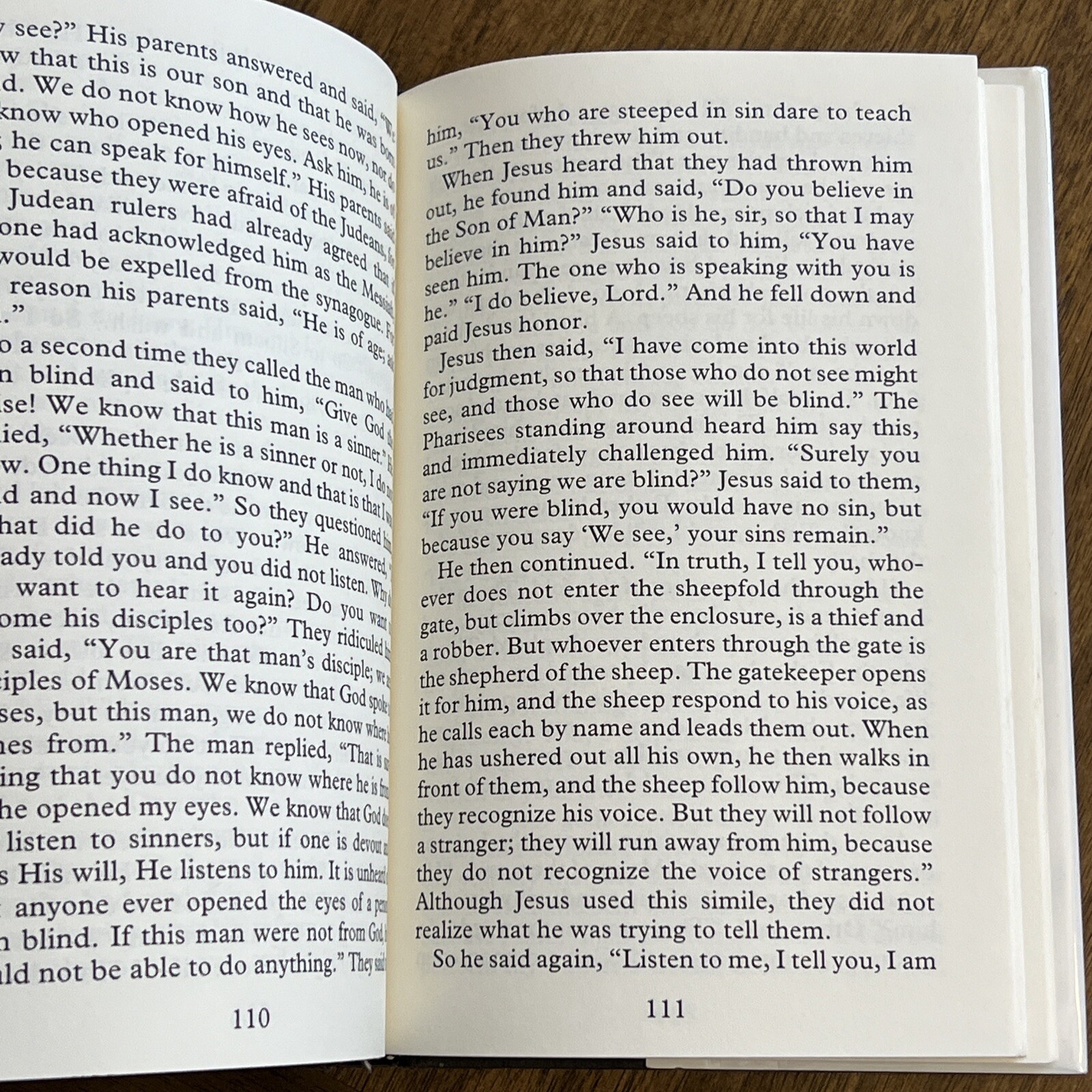JOSEPH F. GIRZONE – JESUS: HIS LIFE AND TEACHINGS – LARGE PRINT HARDCOVER