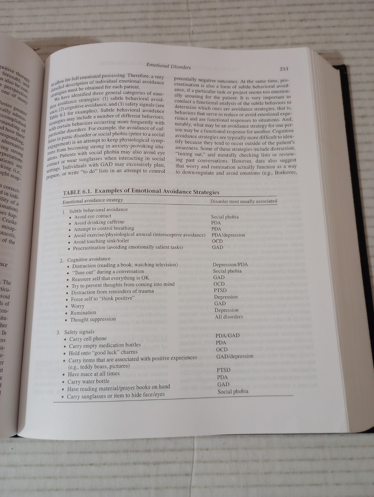 CLINICAL HANDBOOK OF PSYCHOLOGICAL DISORDERS FIFTH EDITION David H. Barlow 2014