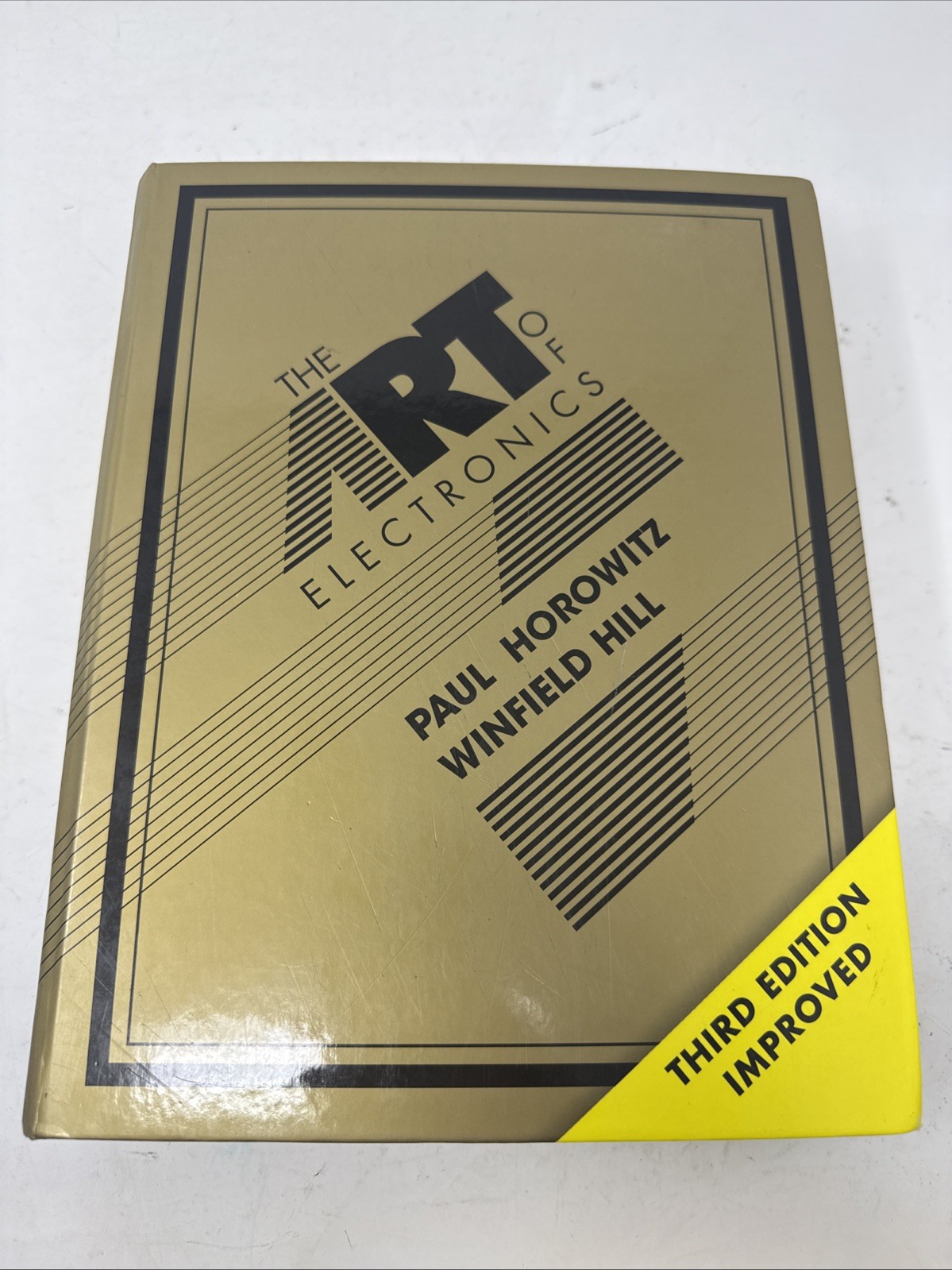 The Art of Electronics 3rd Edition Improved *Text Like New W/ Back Cover Crease