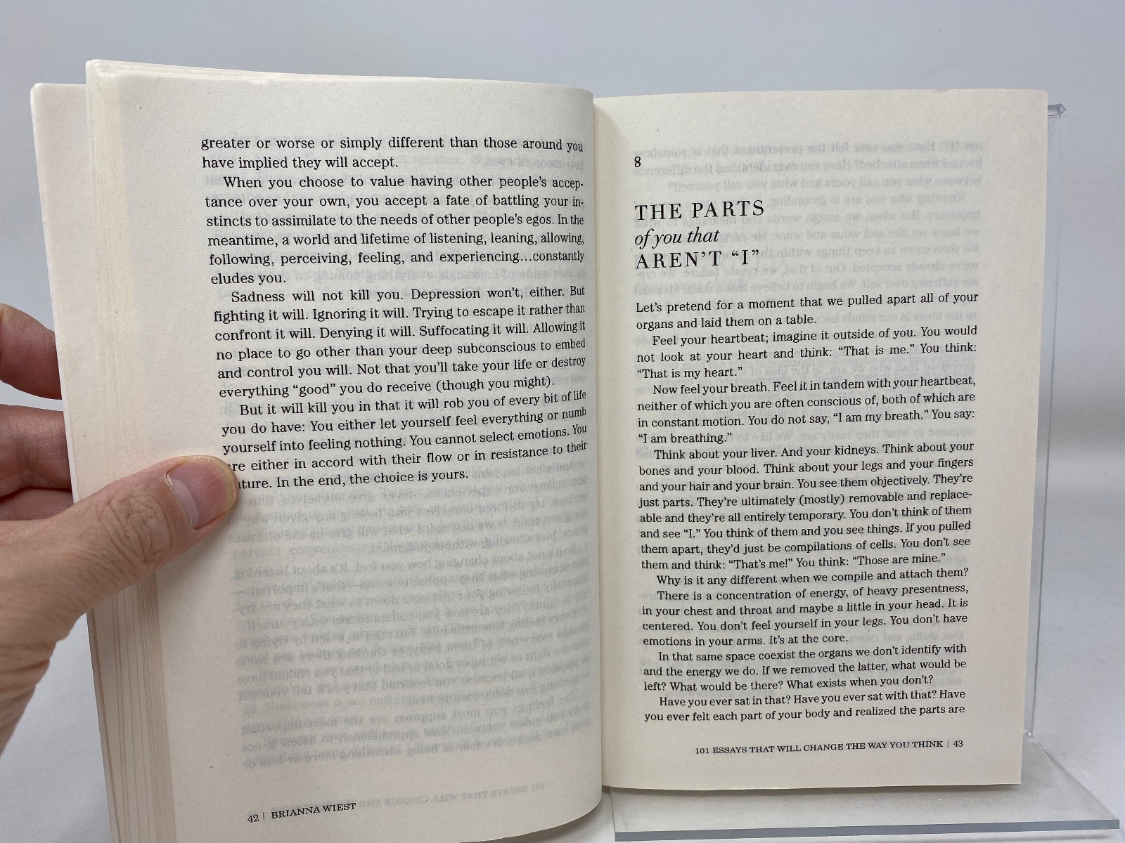 101 Essays That Will Change The Way You Think – ISBN 978-1-945796-06-7