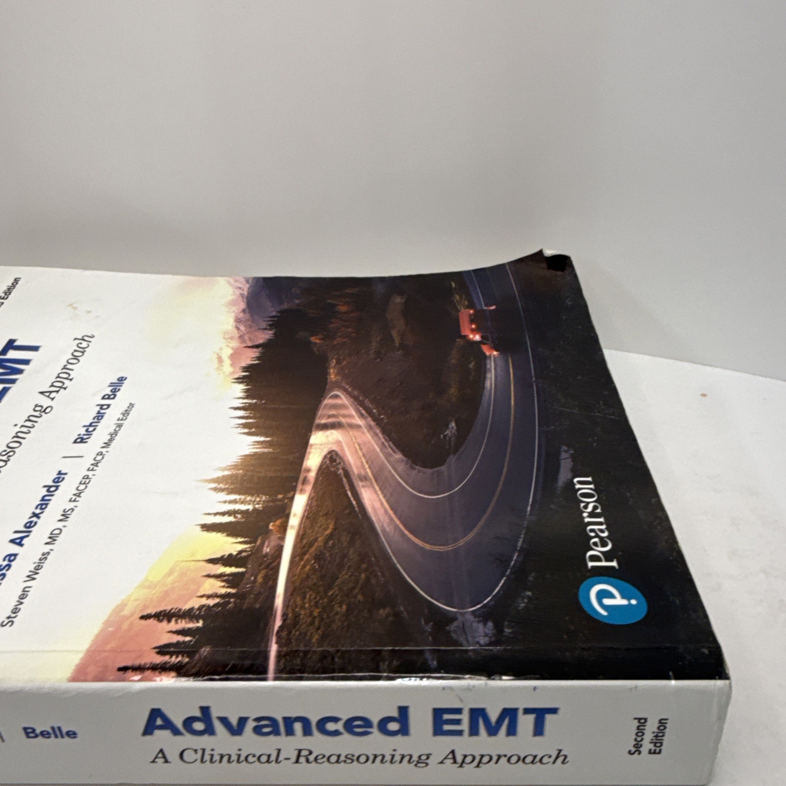 Advanced EMT: A Clinical Reasoning Approach (2nd Edition) Alexander-Belle