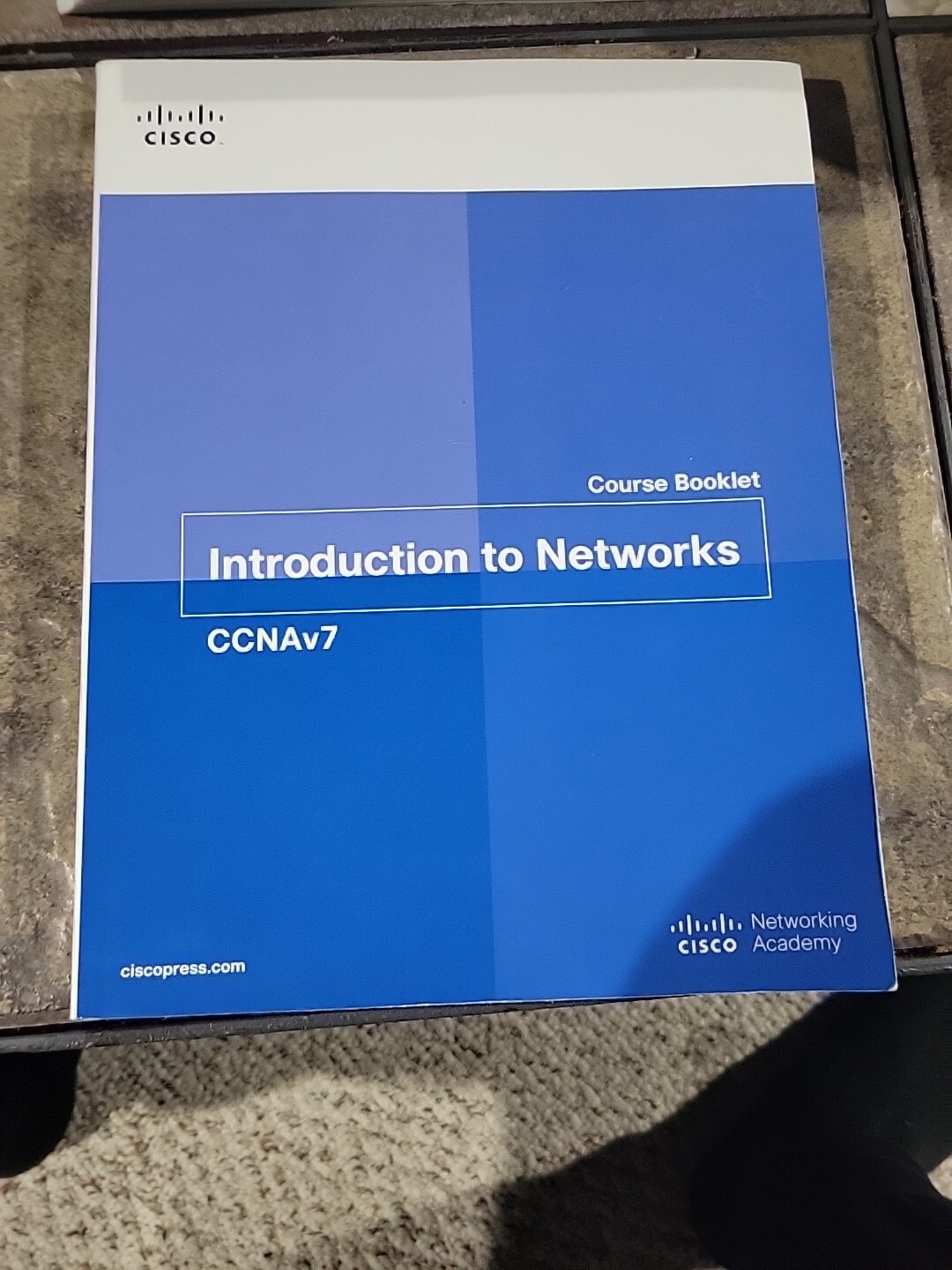 Course Booklets Ser.: Introduction to Networks V7 Course Booklet by Cisco…
