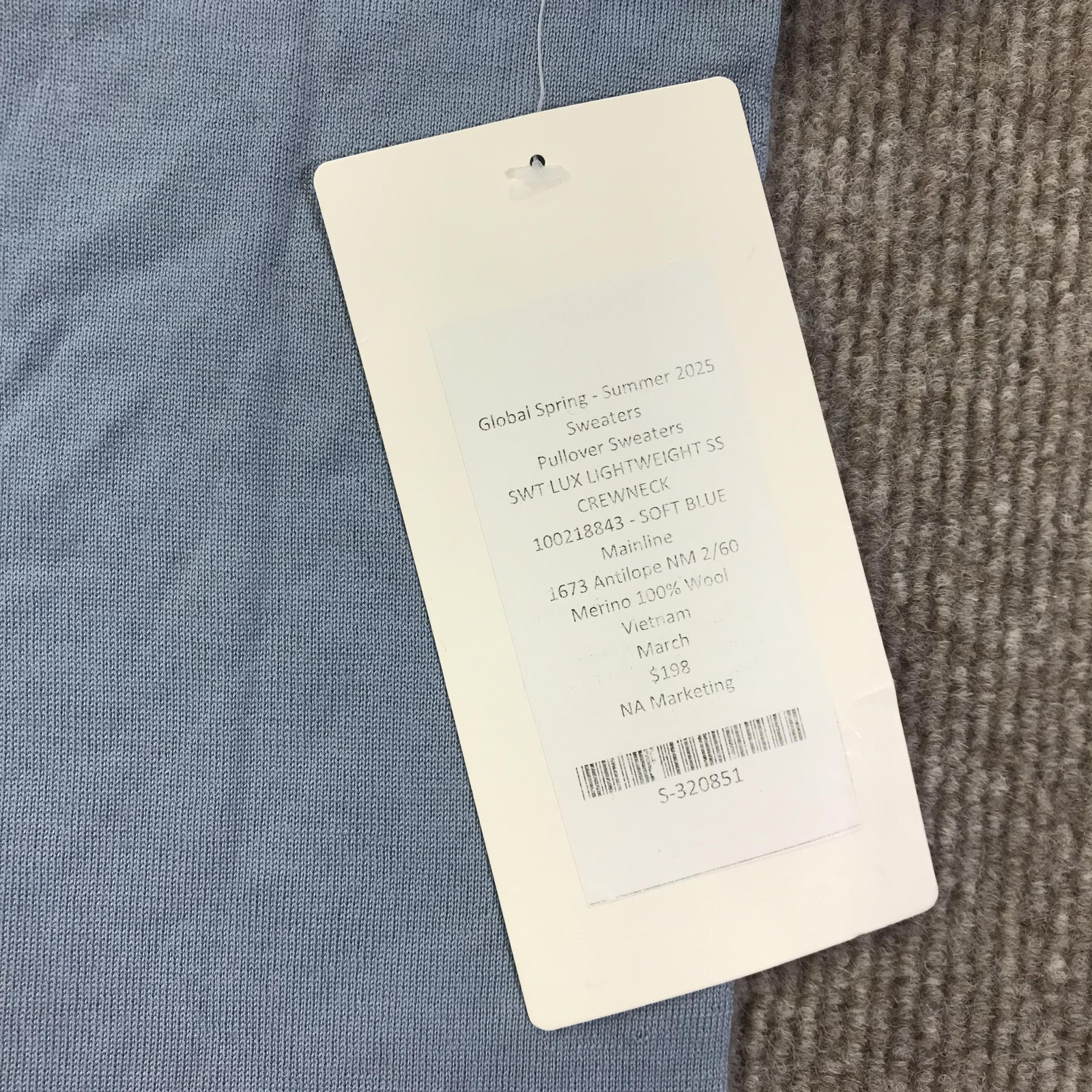 Brooks Brothers Sweater Mens Medium Blue Lux Lightweight SS Merino Wool Crewneck