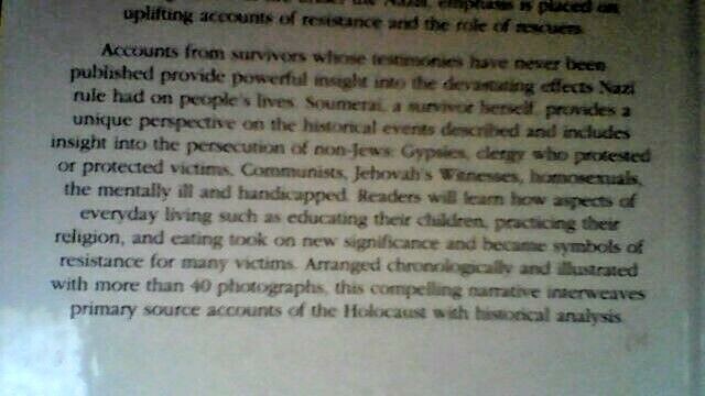 ( SINGED ) Daily Life: Daily Life During the Holocaust / 312 pages / 1998