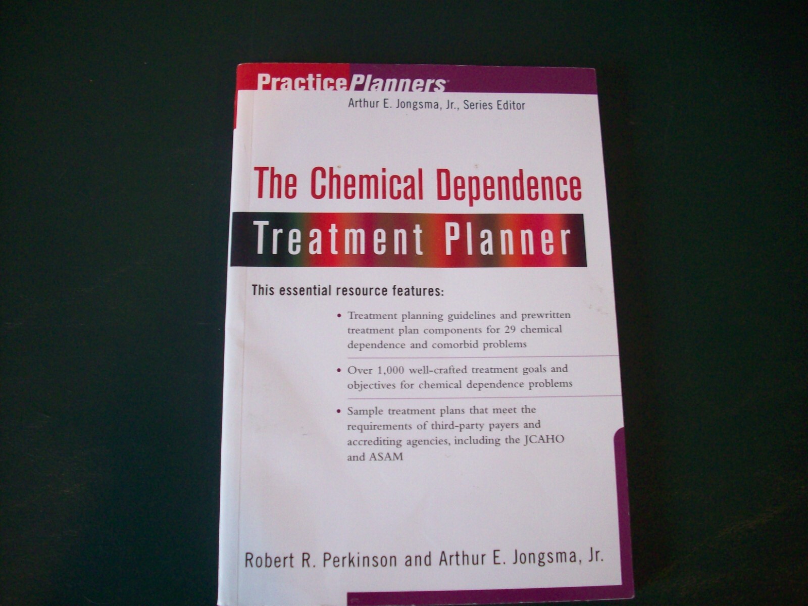 The Chemical Dependence Treatment Planner (with TS Upgrade) Paperback – GOOD
