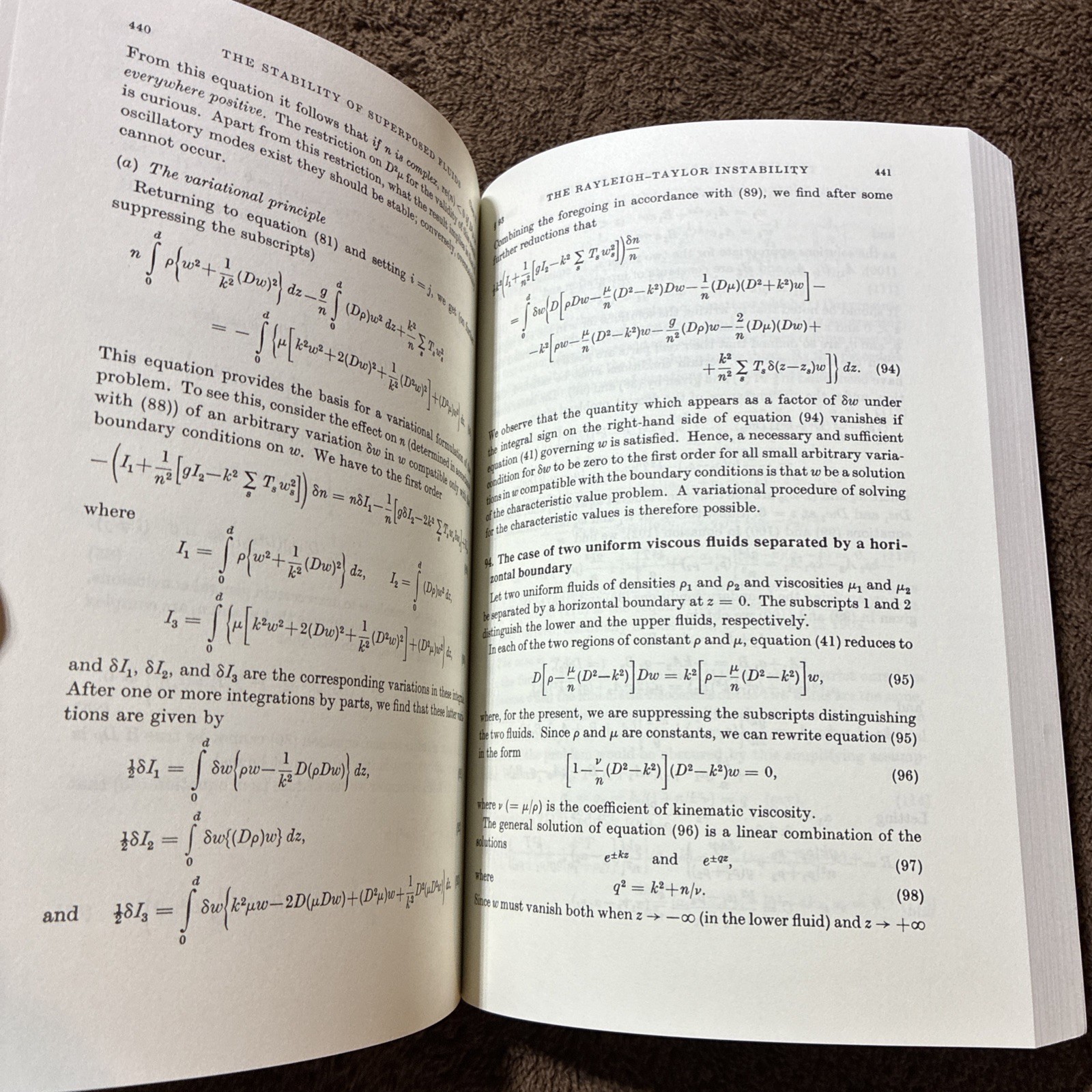 Hydrodynamic and Hydromagnetic Stability (1981 Trade Paperback) Dover