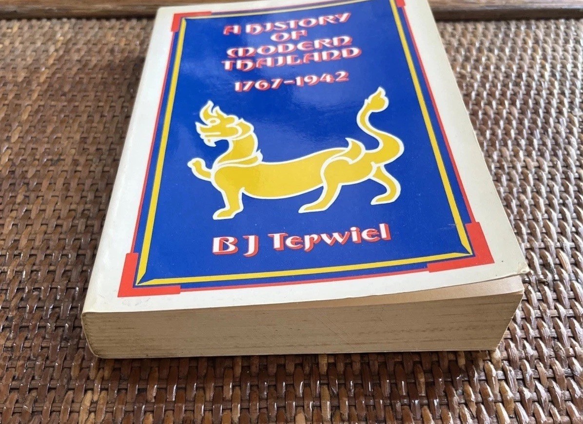 A History of Modern Thailand, 1767-1942 – BJ Terwiel – Paperback