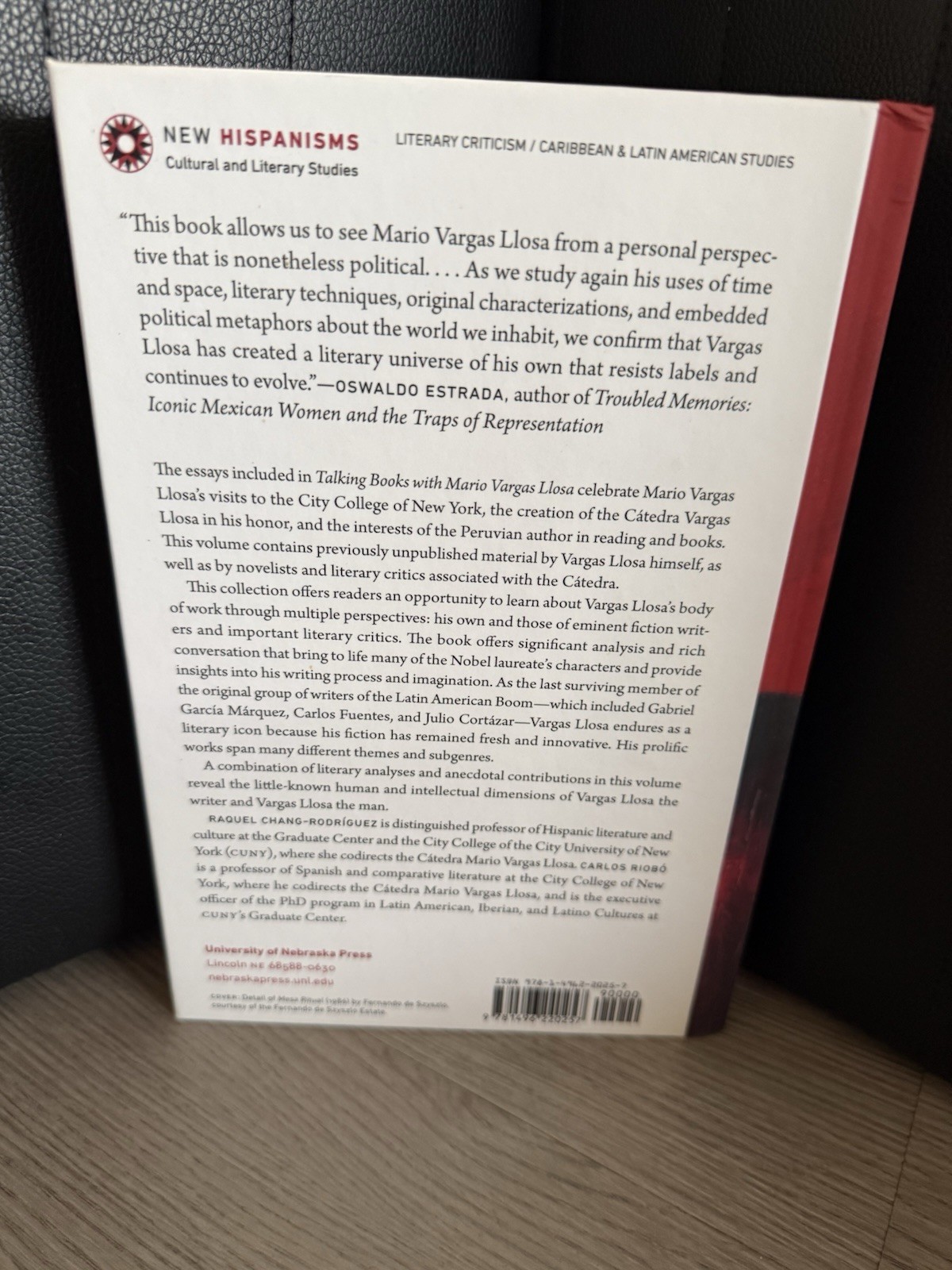 Talking Books with Mario Vargas Llosa: A Retrospective (Hard Cover)