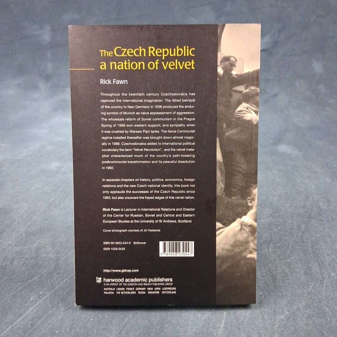 The Czech Republic Nation of Velvet | Fawn |Postcommunist History OOP EXCELLENT