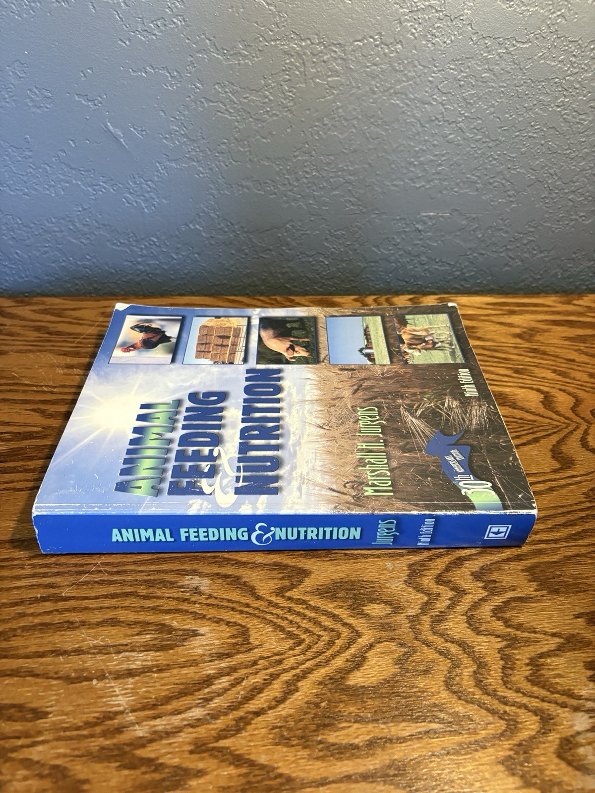 ANIMAL FEEDING AND NUTRITION Marshall H Jurgens