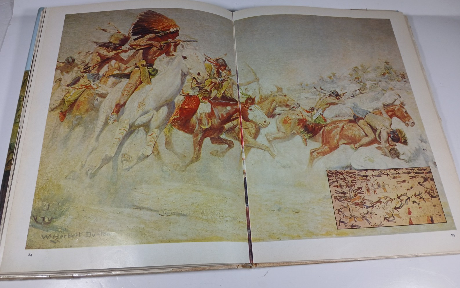 The Colorful Story of North American Indians by Royal B. Hassrick 1975 HB Ex Lib
