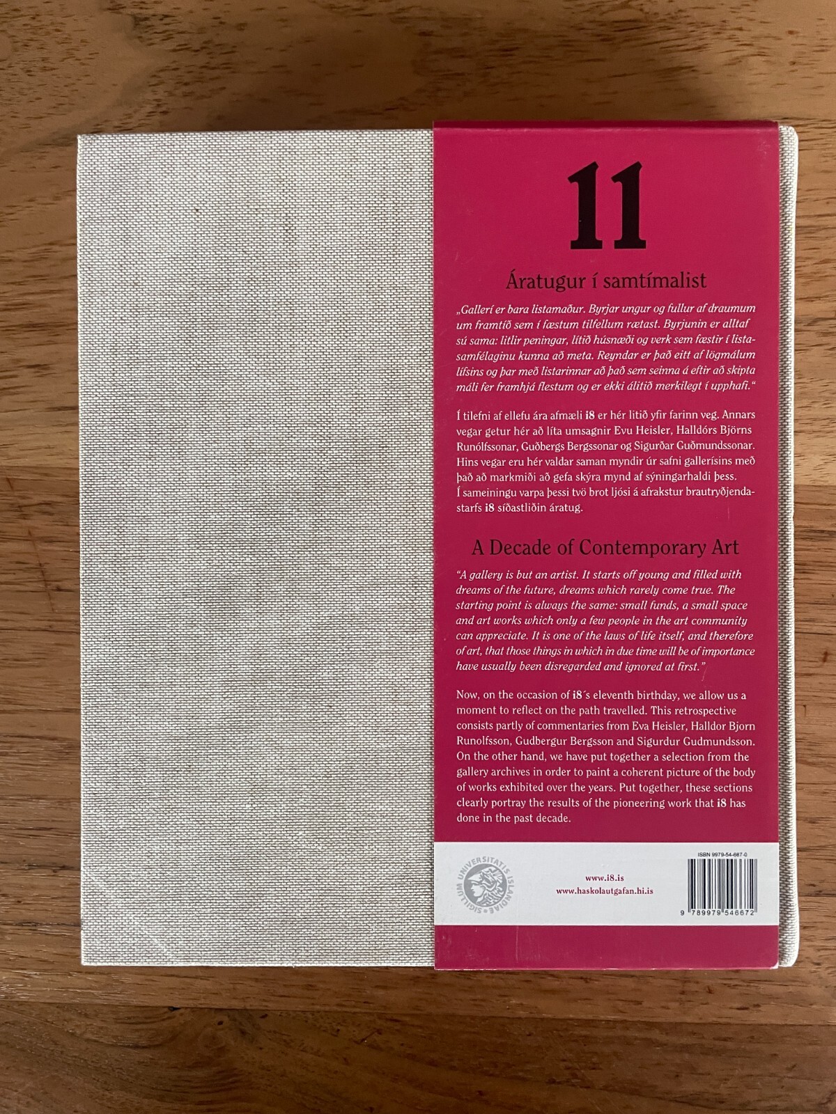 i8 11 Years A Decade of Contemporary Art book hardcover Artist