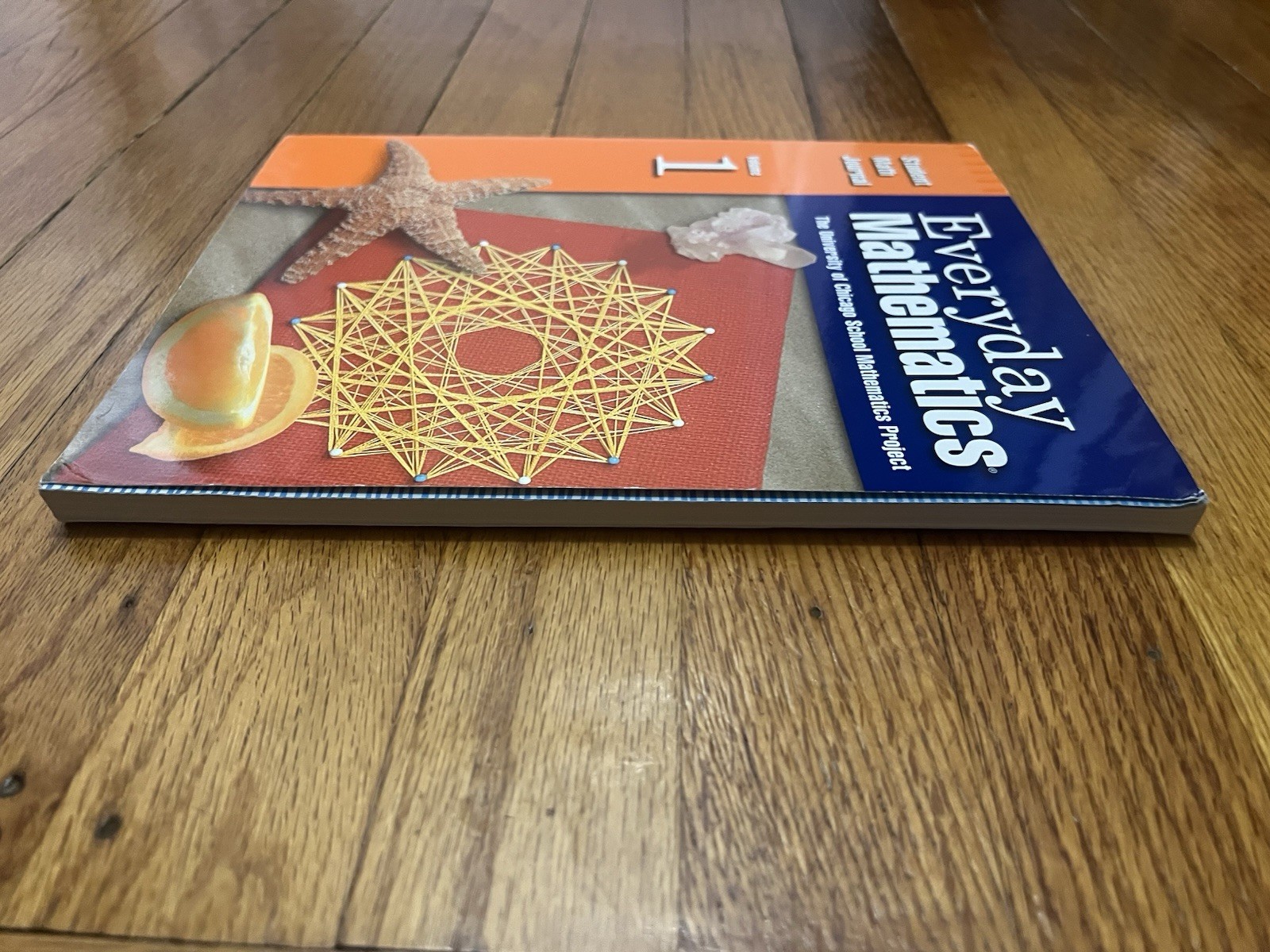 3pc LOT EVERYDAY MATHEMATICS / STUDENT JOURNALS 1 & 2 / REFERENCE BOOK / GRADE 3