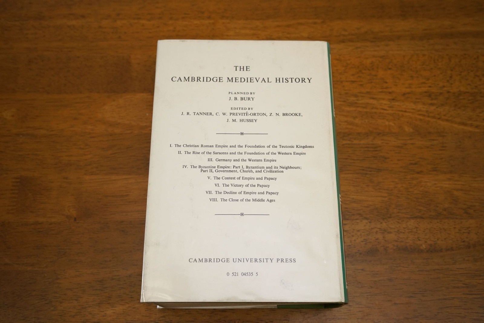 Cambridge Medieval History Volume 4: The Byzantine Empire (Part 1) HB+DJ 1985