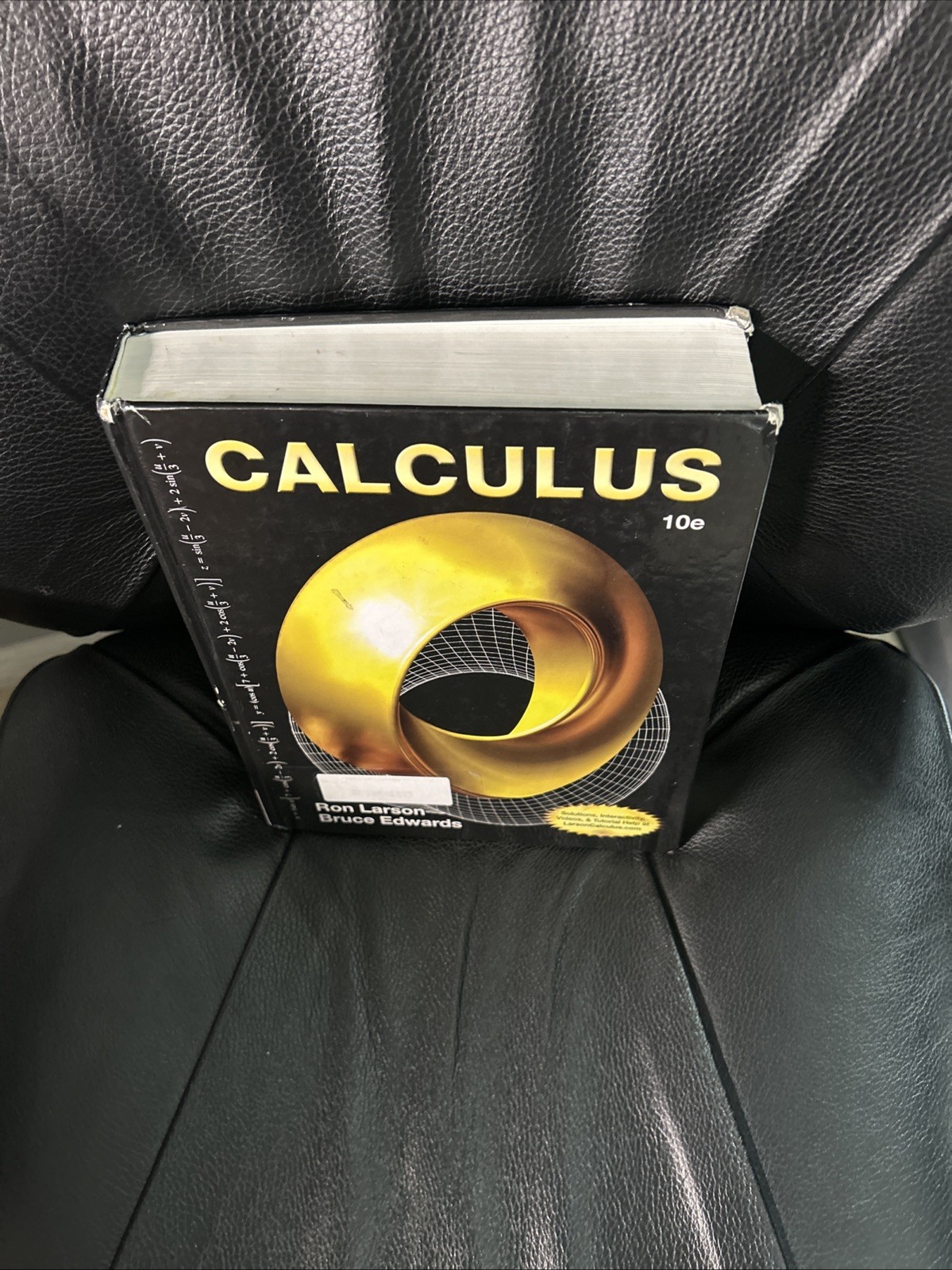 Calculus by Ron Larson and Bruce H. Edwards ( 10e Hardcover) Acceptable