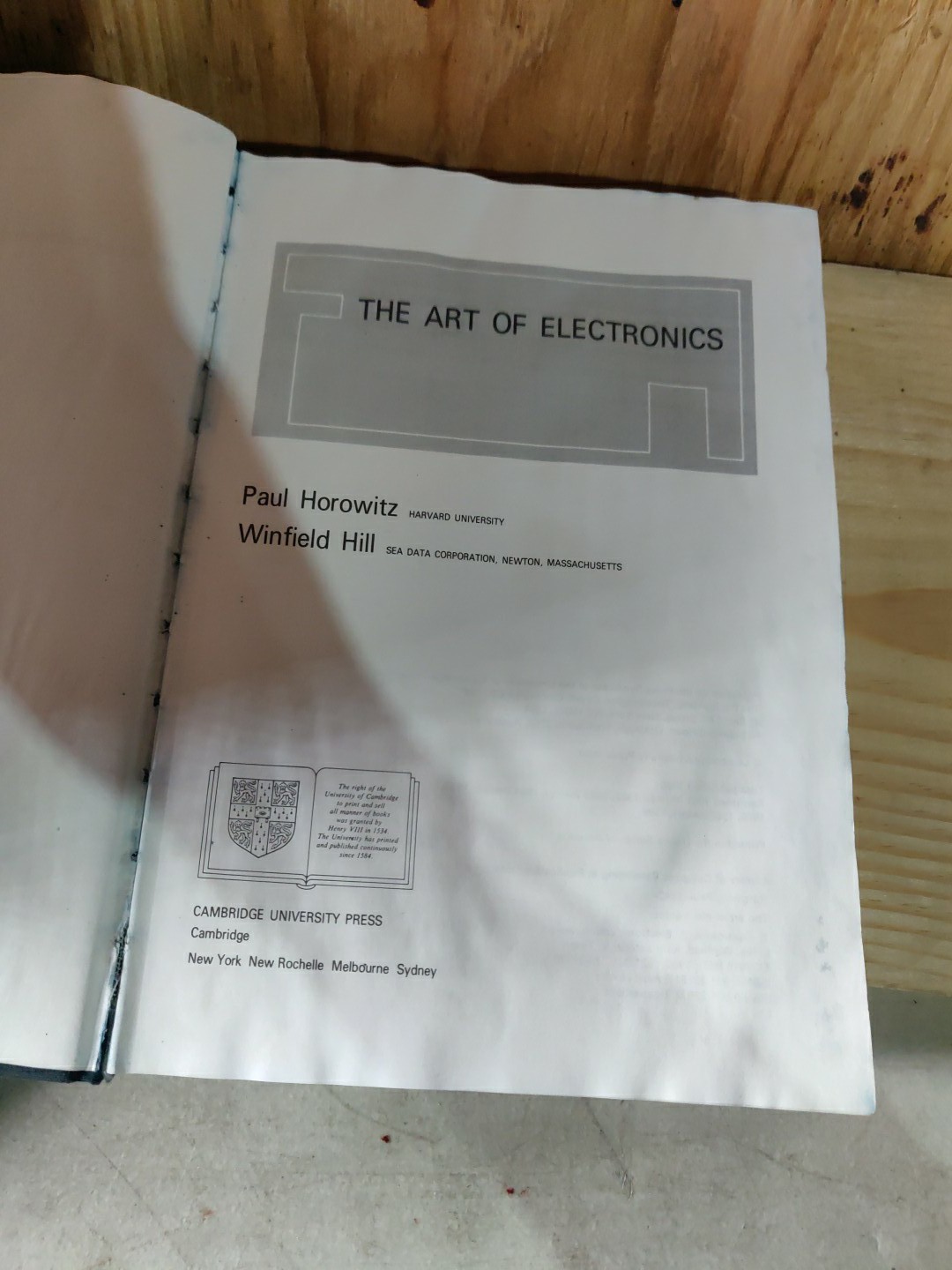 The Art of Electronics Horowitz & Hill 1st Ed 1980 Cambridge HC
