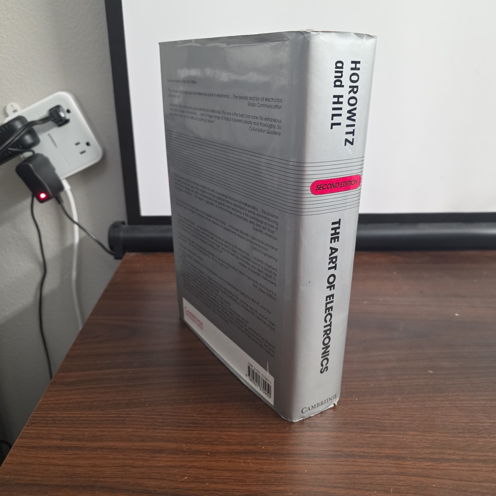 Art of Electronics by Paul Horowitz and Winfield Hill (1989, Hardcover)