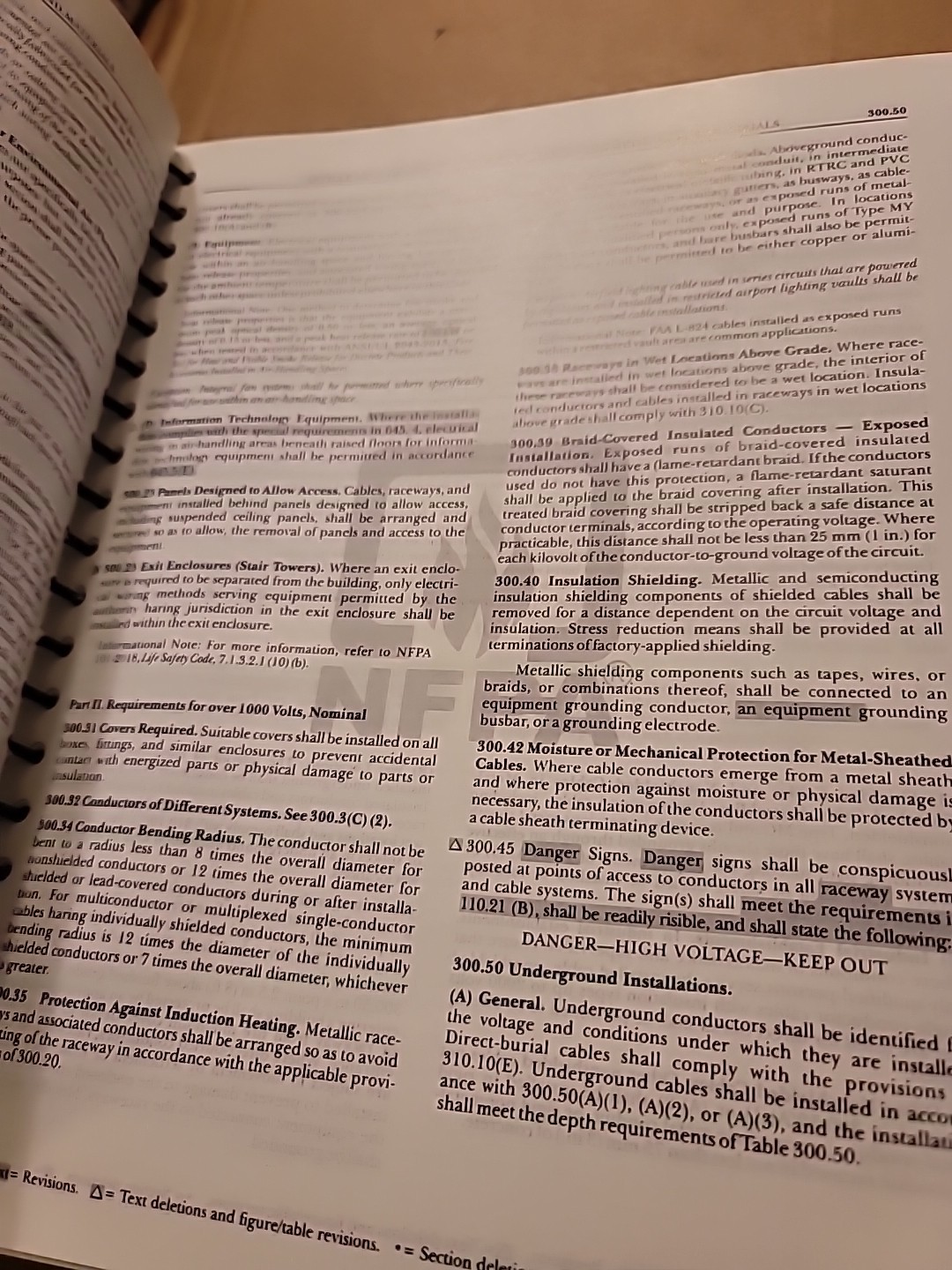 NFPA 70 National Electrical Code 2020 NEC 2020 Spiral USA STOCK..