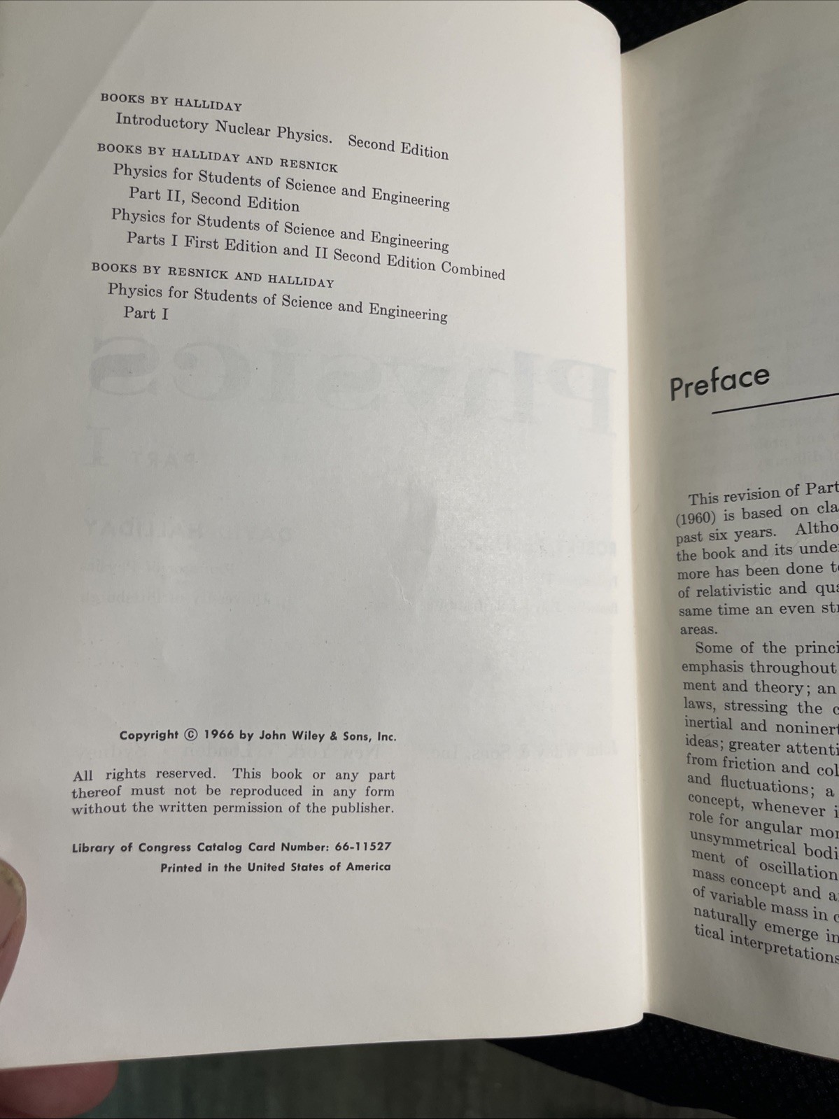 Physics I and II Resnick and Halliday Published by John Wiley & Sons Vintage HB
