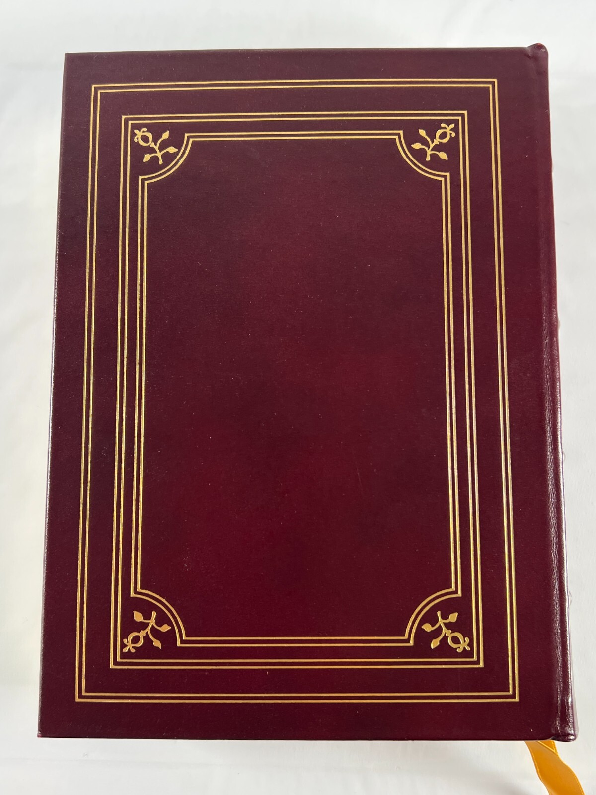 Webster’s Medical Desk Dictionary 1986 Decorative Leatherbound Merriam Webster