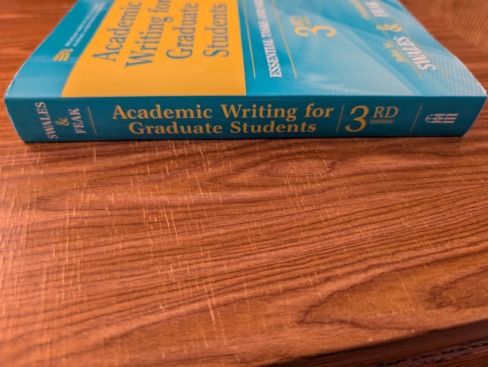 Academic Writing for Graduate Students: Essential Tasks and Skills