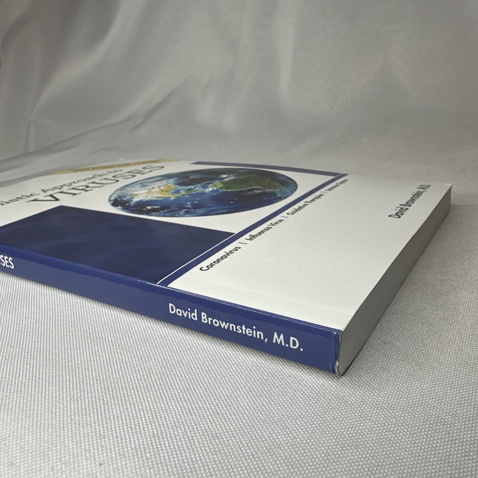 Holistic Approach to Viruses by David Brownstein (2020, Trade Paperback)