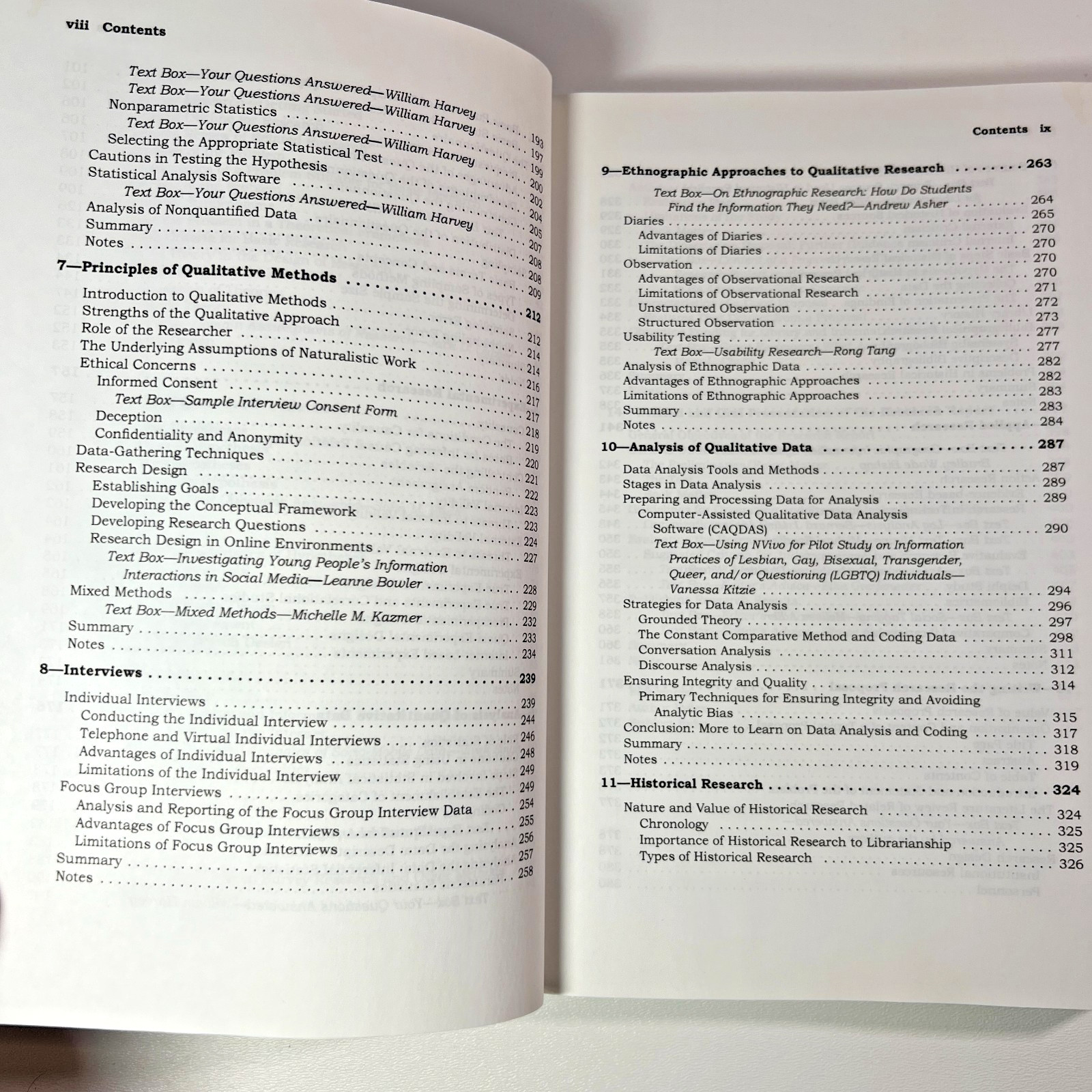 Research Methods in Library and Information Science Connaway Radford Paperback
