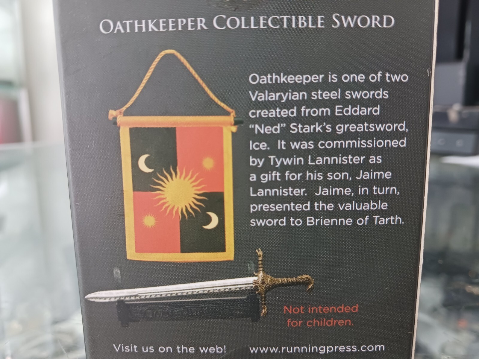 Game of Thrones Oathkeeper Collectible Sword Deluxe Mega Kit BY RUNNING PRESS