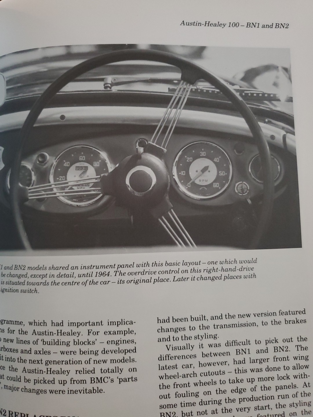 Austin-Healey 100 & 3000 Series Book Graham Robson A Crowood Motor Classic HC/DJ