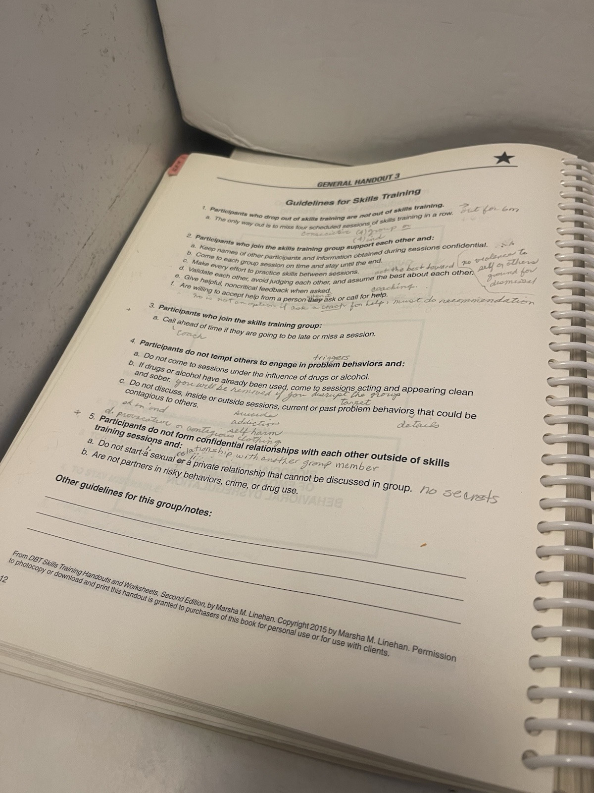 DBT Skills Training Handouts and Worksheets 2014 Spiral Bound Paperback