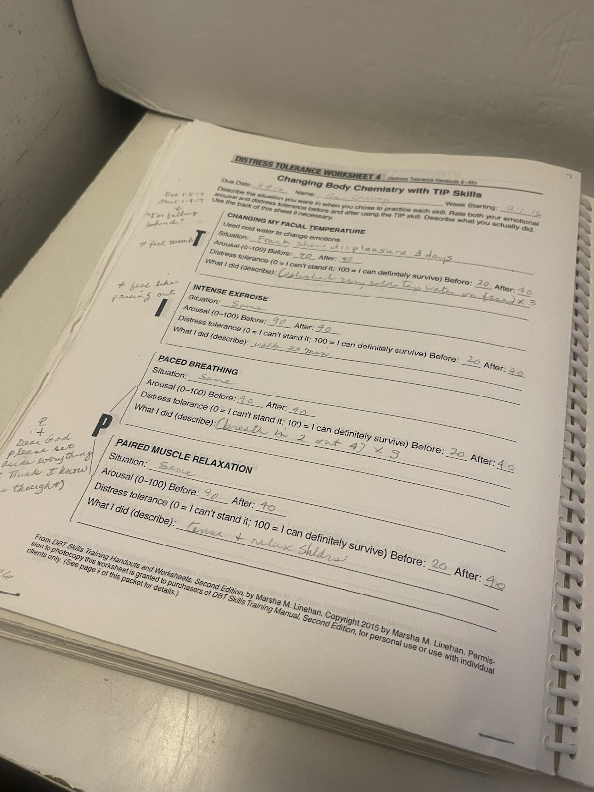 DBT Skills Training Handouts and Worksheets 2014 Spiral Bound Paperback