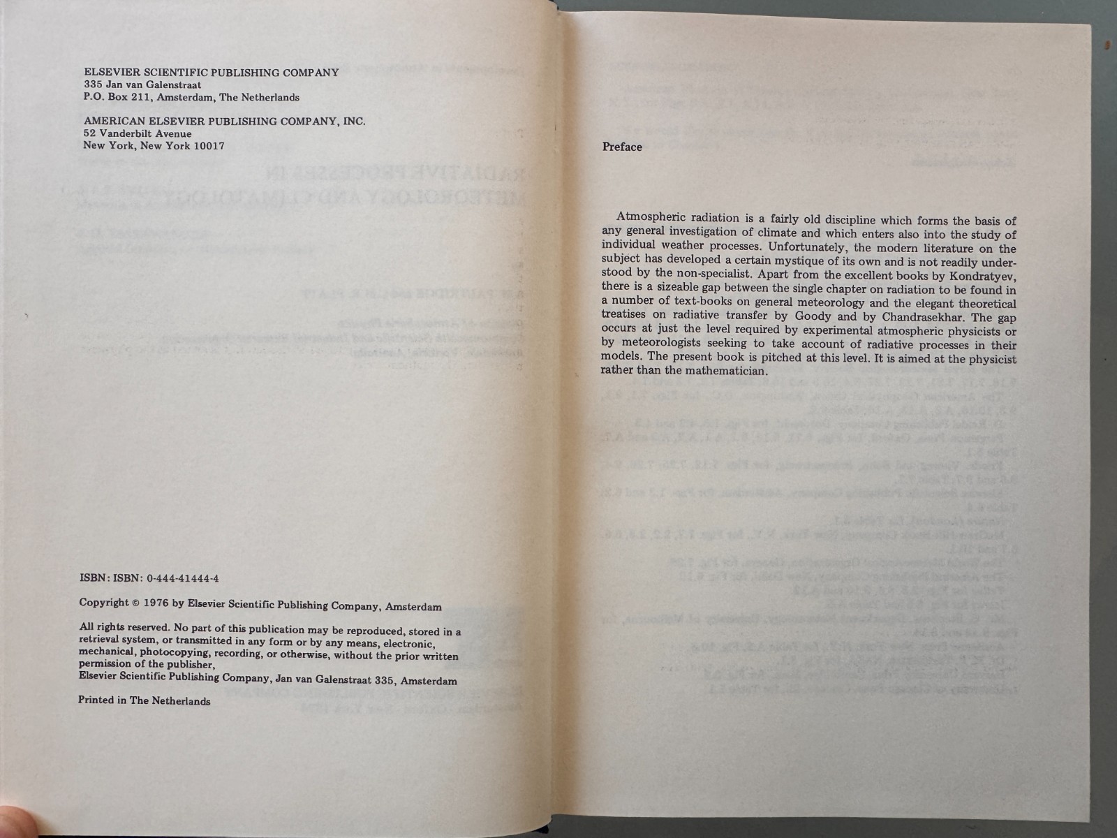 Radiative processes in meteorology and climatology 1976 HC