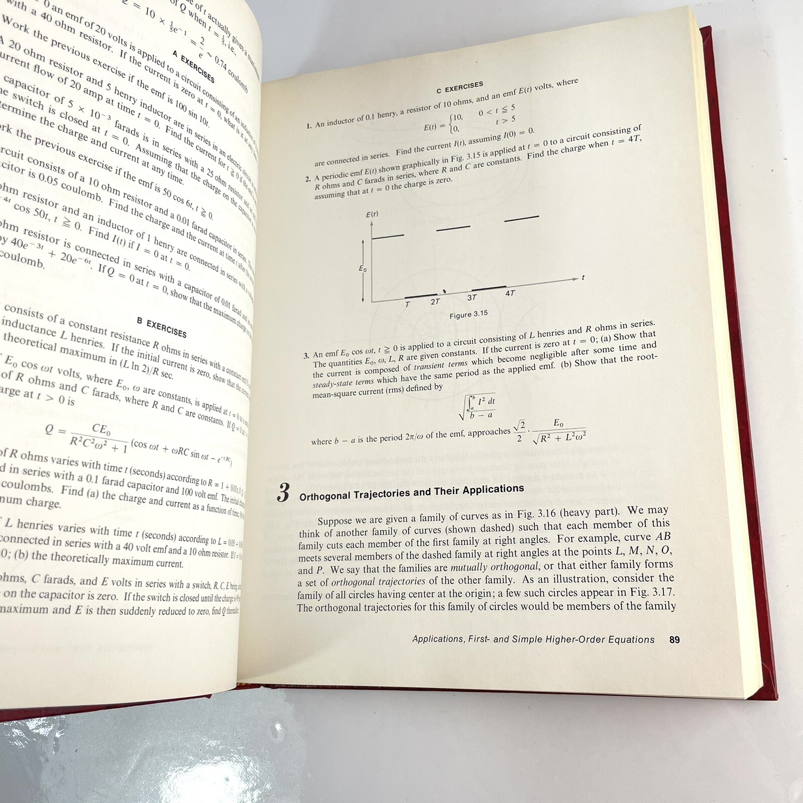 Applied Differential Equations, 3rd Edition Murray R. Spiegel HC 1981