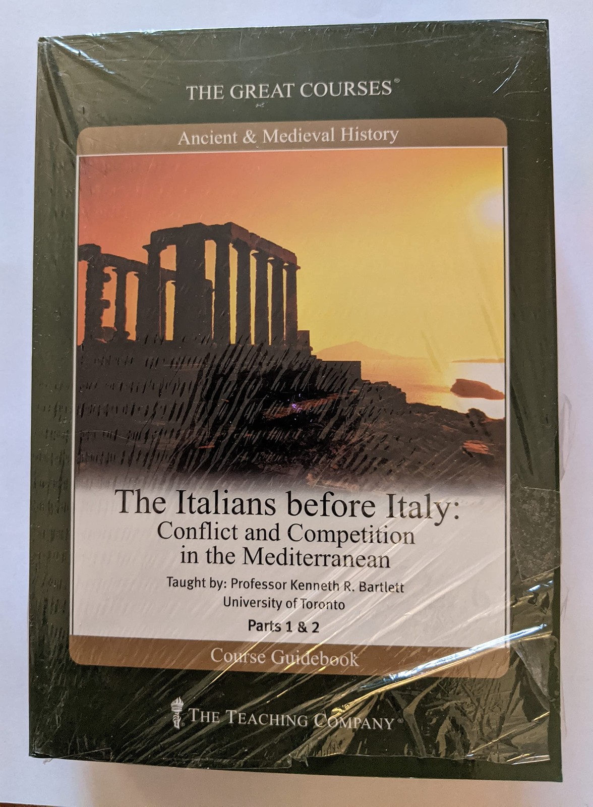 Italians Before Italy: Conflict and Competition in the Mediterranean