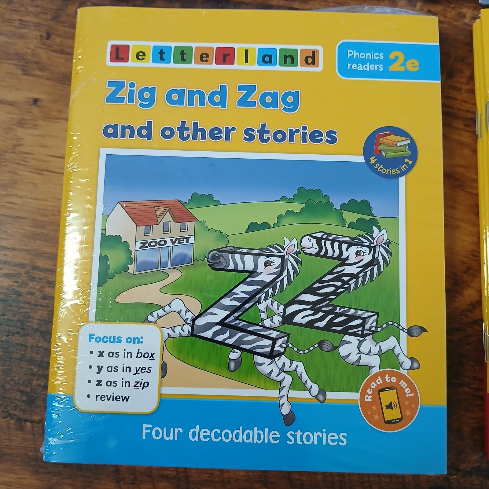 LETTERLAND Phonics Leveled Readers Books Sets 1 – 4 (5 Books Per Set) Elementar