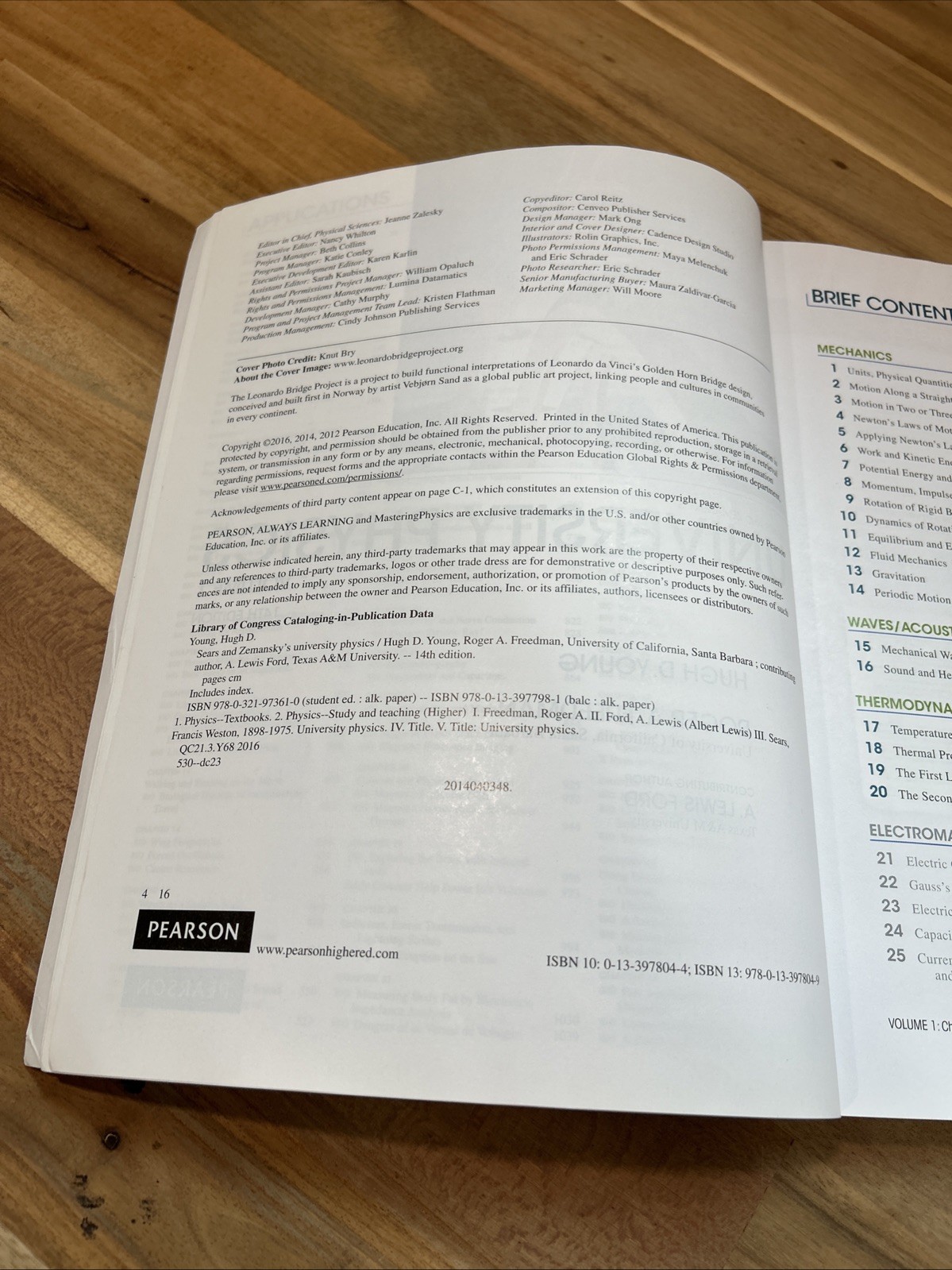 University Physics w Modern Physics, Mastering Physics – 14th Ed Like NEW