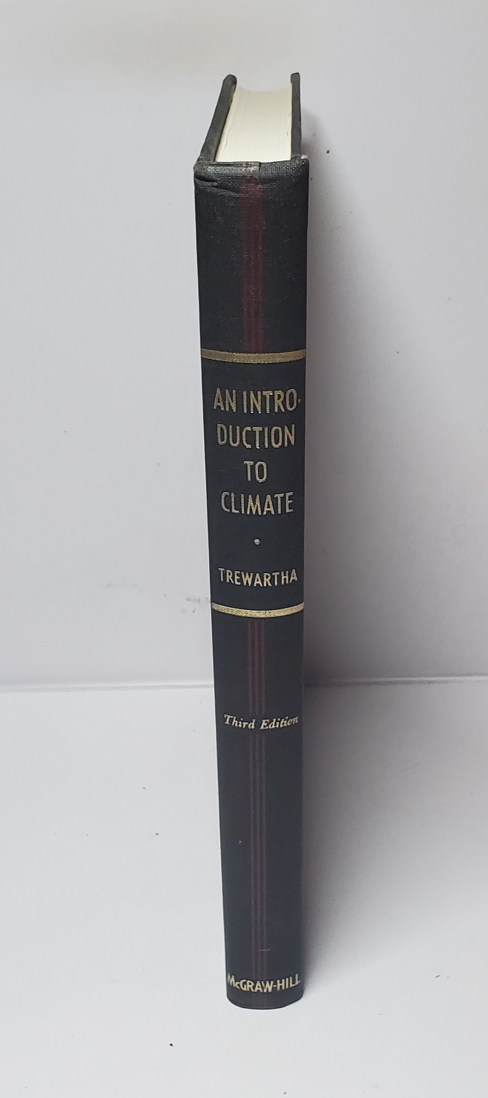 Vintage Climatology, An Introduction to Climate by Glenn T. Trewartha (1965)