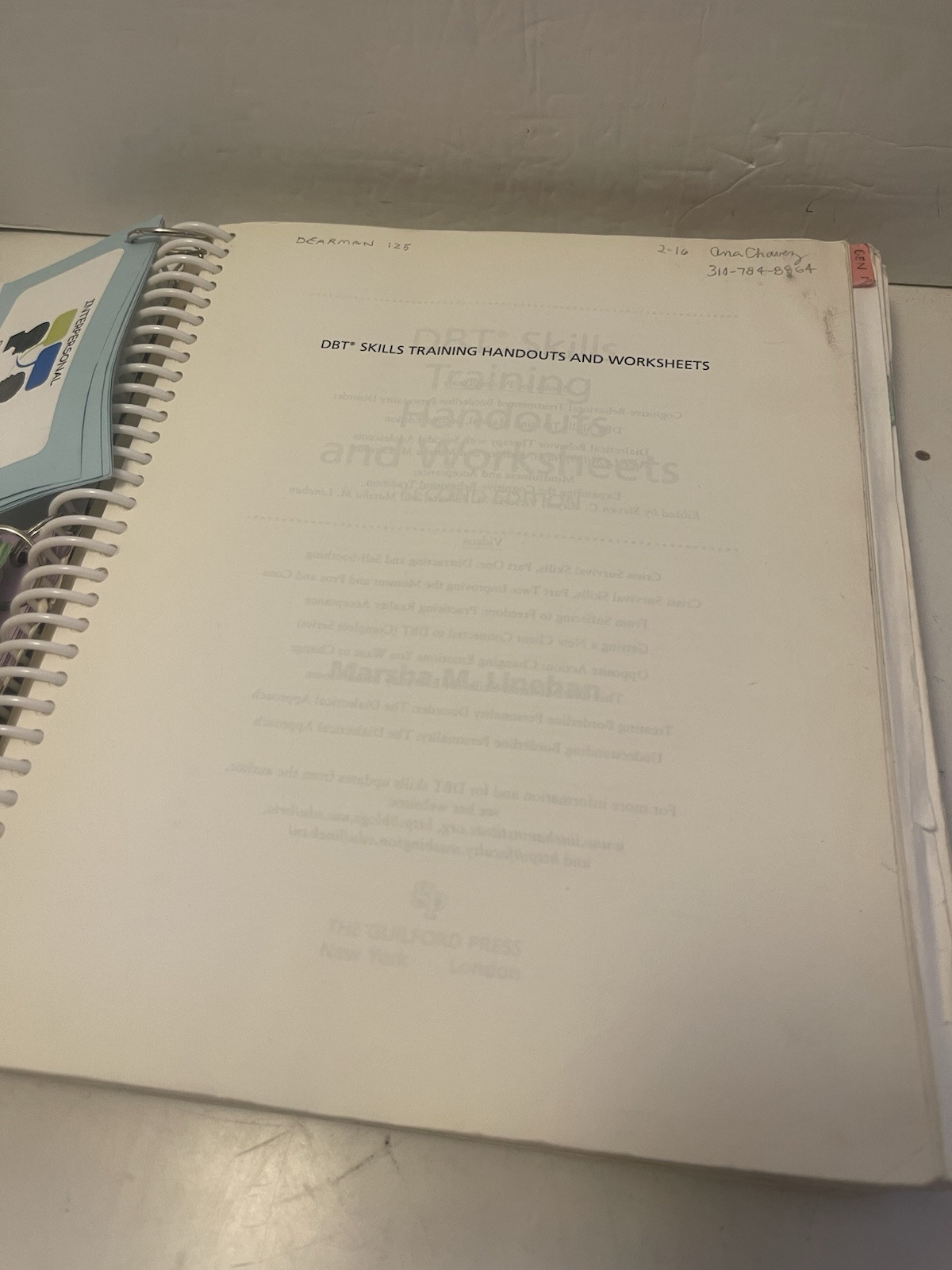 DBT Skills Training Handouts and Worksheets 2014 Spiral Bound Paperback