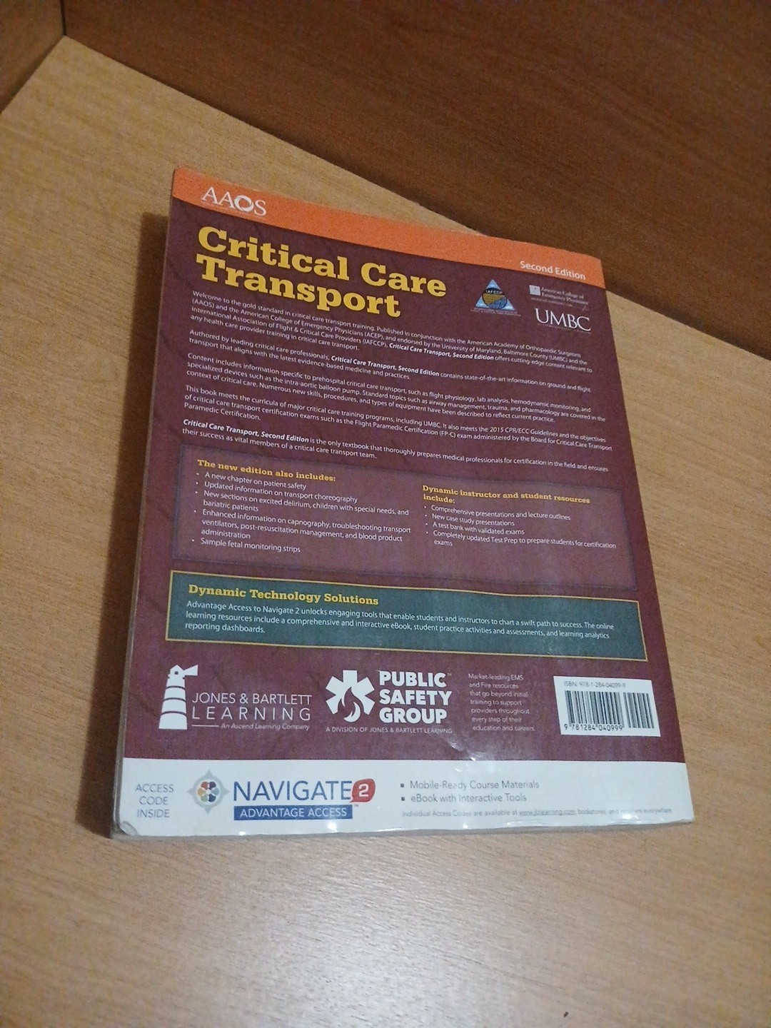 Critical Care Transport by American Academy of Orthopaedic Surgeons (AAOS) Staff