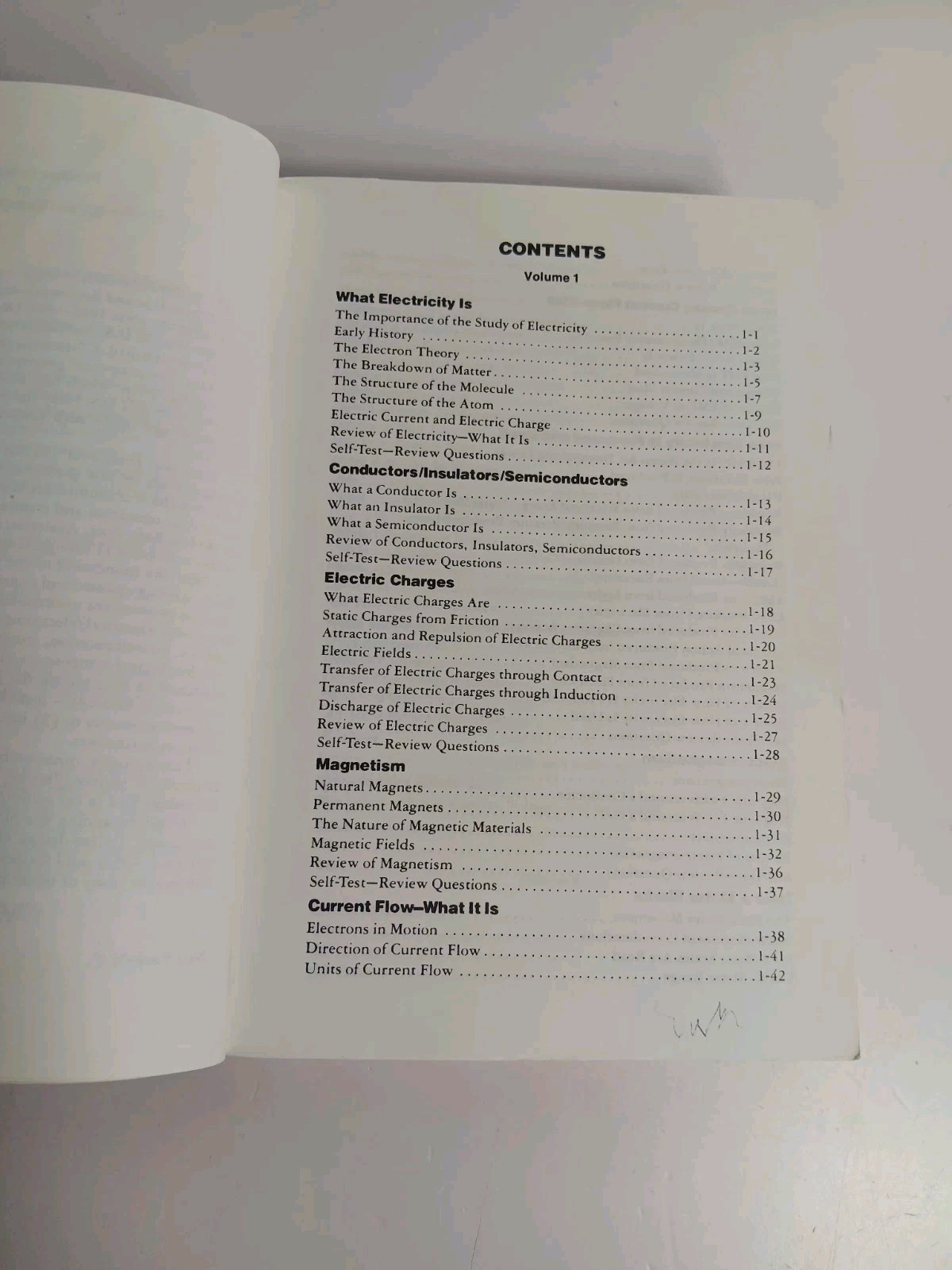 Basic Electricity: Revised Edition, Complete Course, Volumes 1-5 in 1 EUC