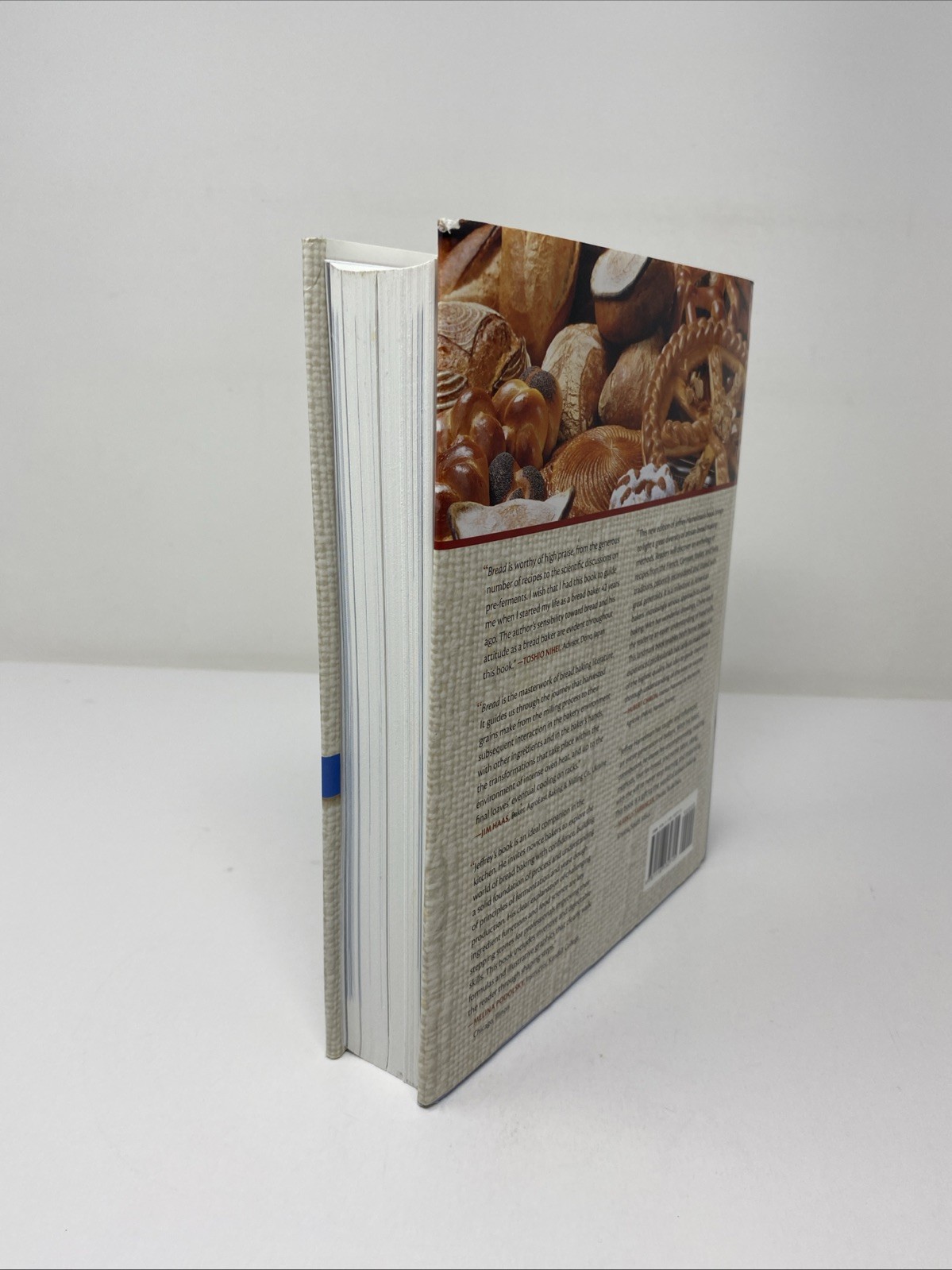 Bread : A Baker’s Book of Techniques and Recipes by Jeffrey Hamelman (2013)