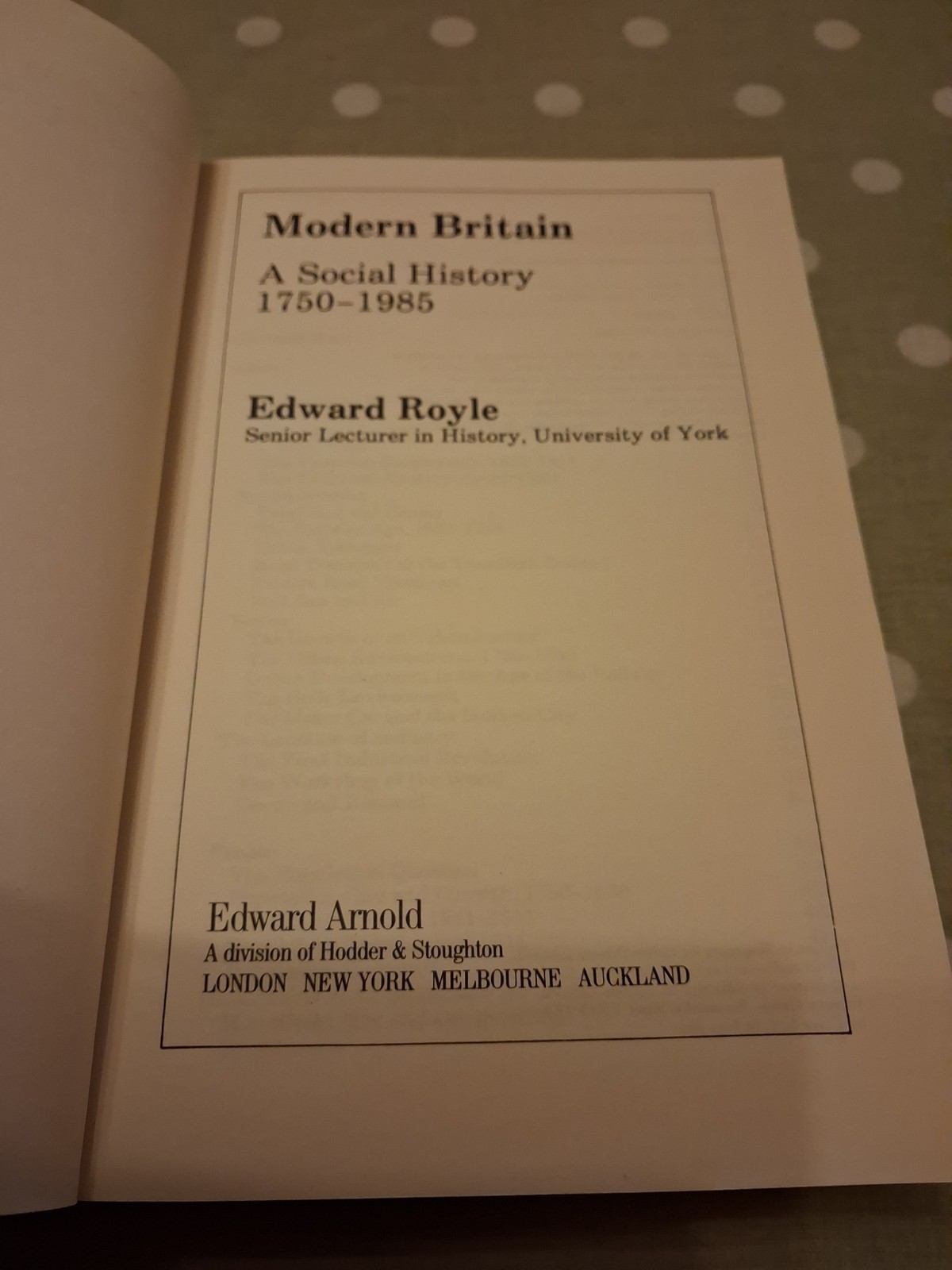 Modern Britain: A Social History, 1750-1985 – Edward Royle – 1990 – Good